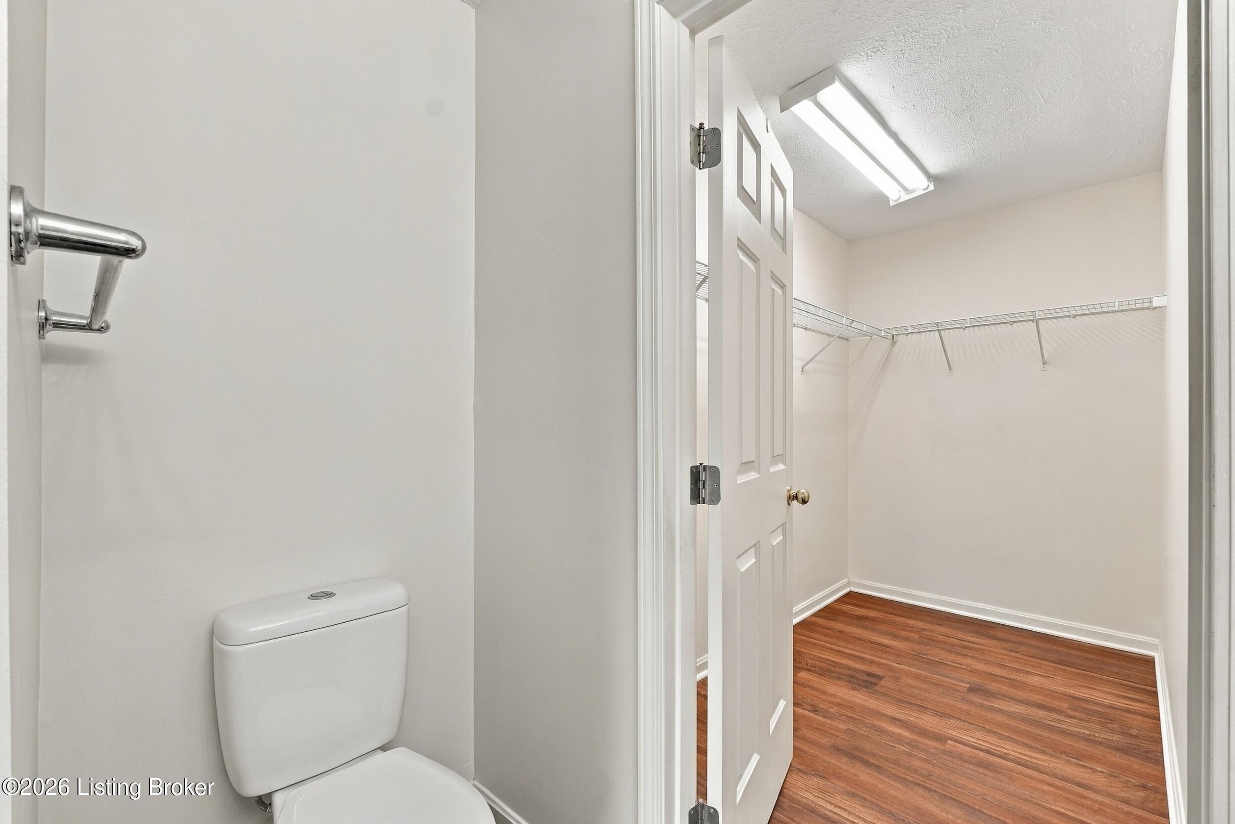 10603 Parkhurst Ct Property Photo 9