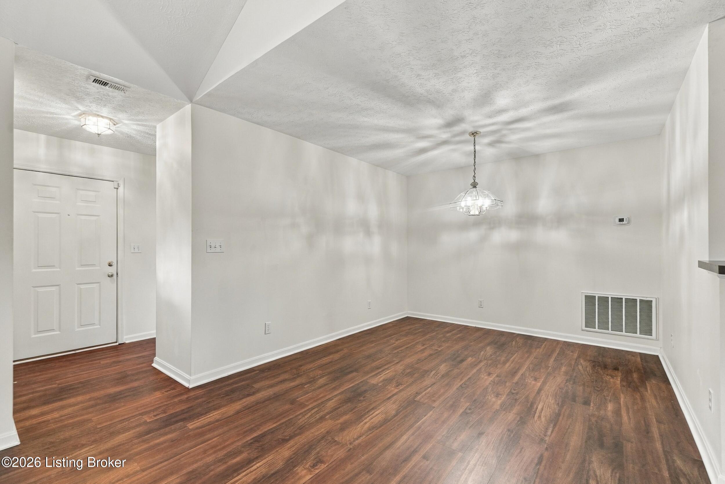 10603 Parkhurst Ct Property Photo 18