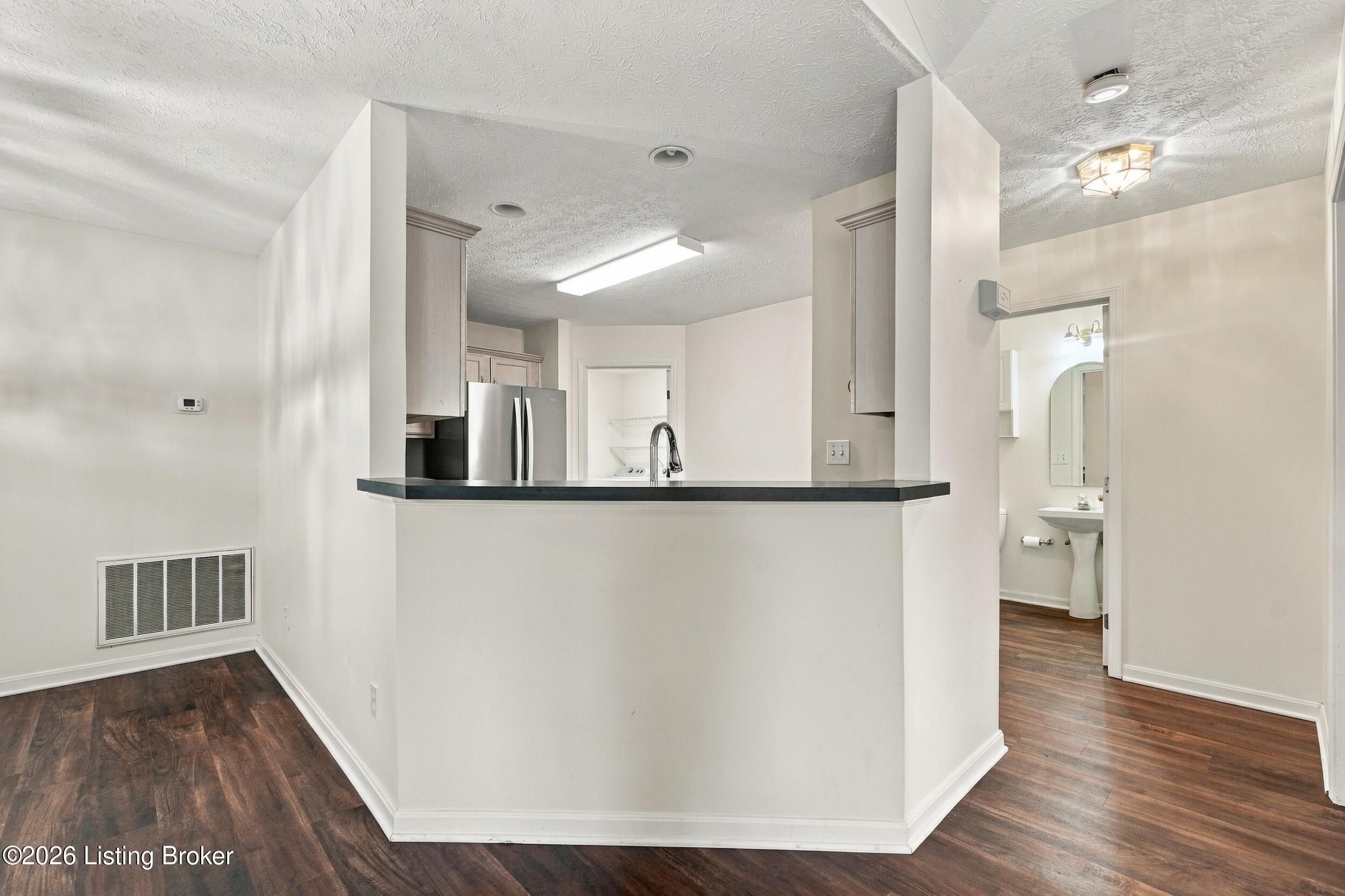 10603 Parkhurst Ct Property Photo 20