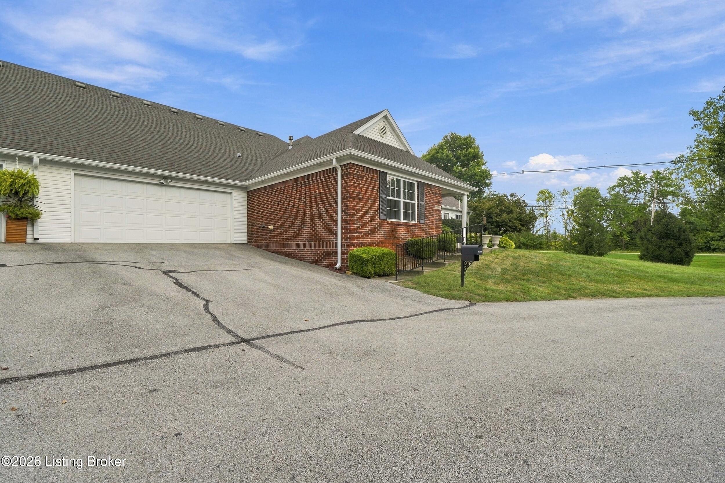 10603 Parkhurst Ct Property Photo 34