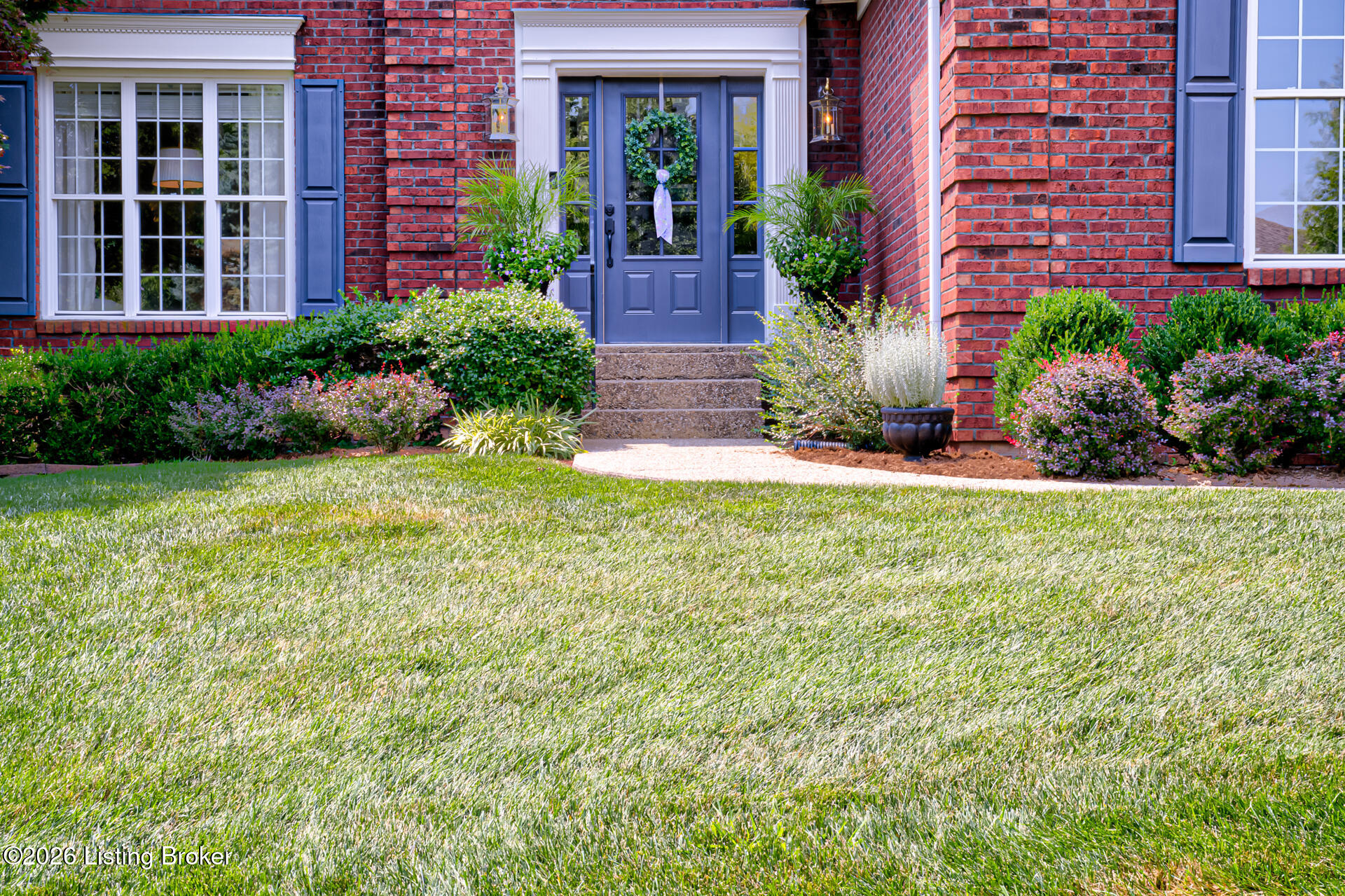 4206 Lake Spring Ct Property Photo 2