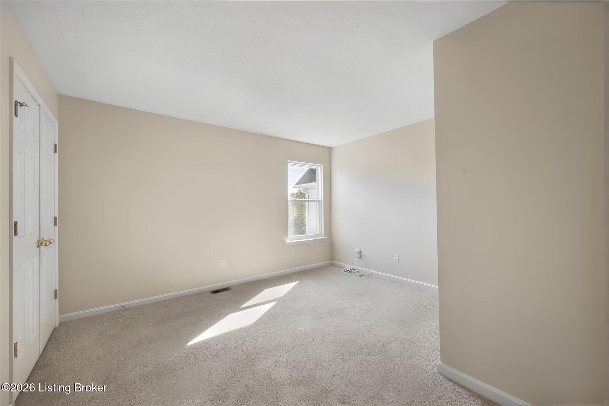 3925 Pinoak View Ct Property Photo 13