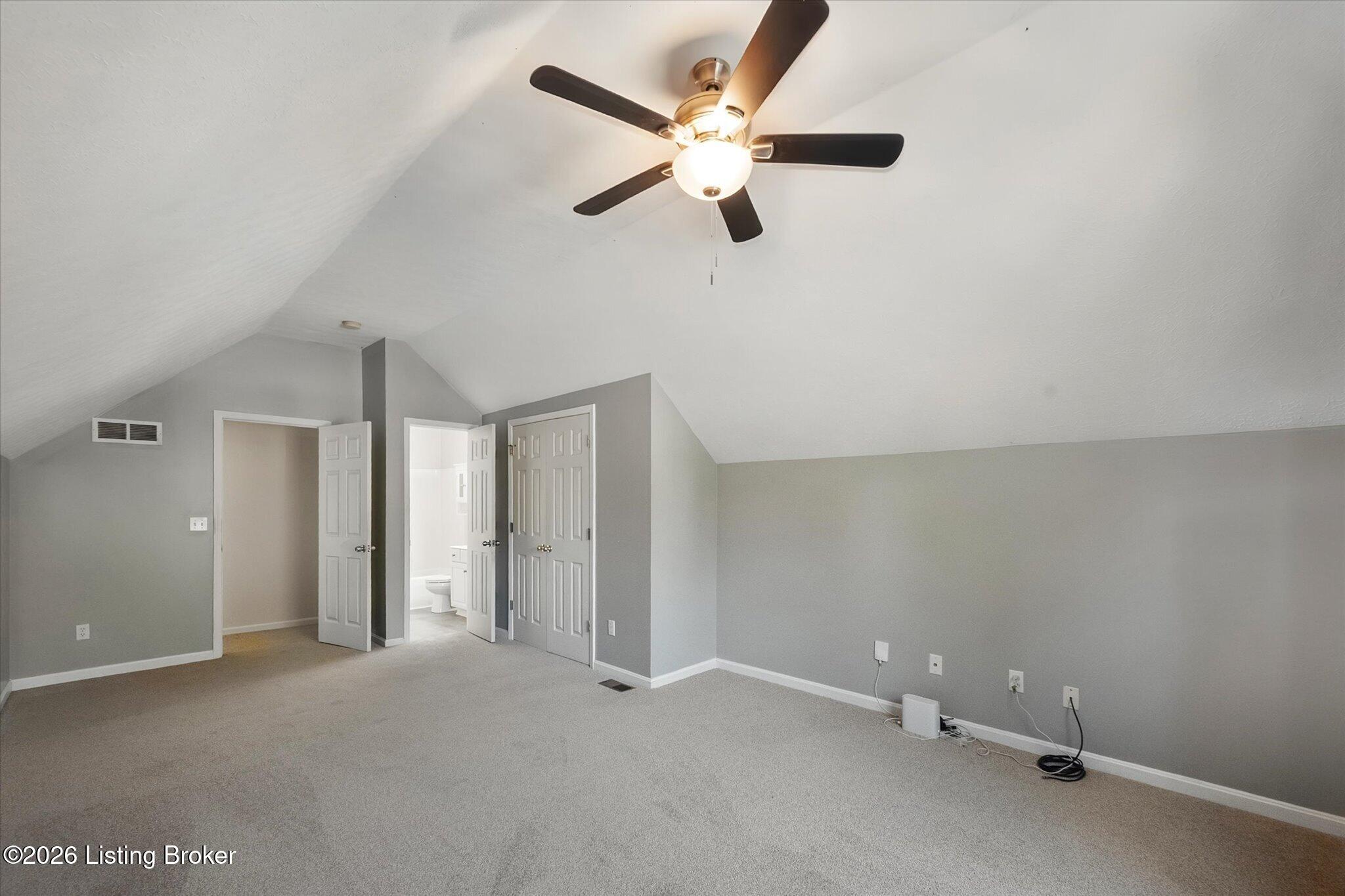 3925 Pinoak View Ct Property Photo 15