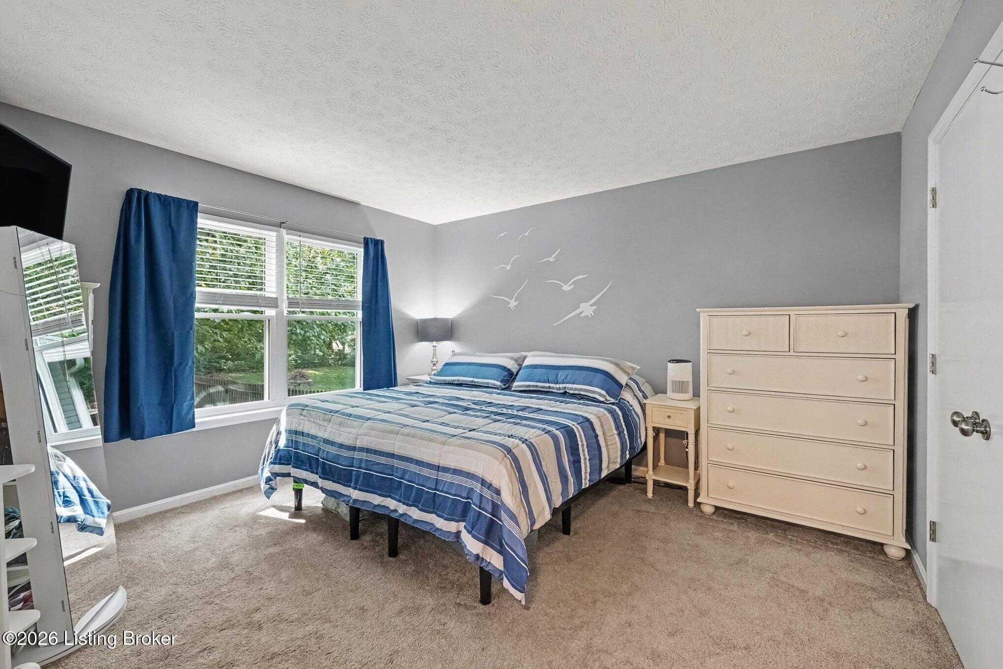 10400 Pinoak View Dr Property Photo 10