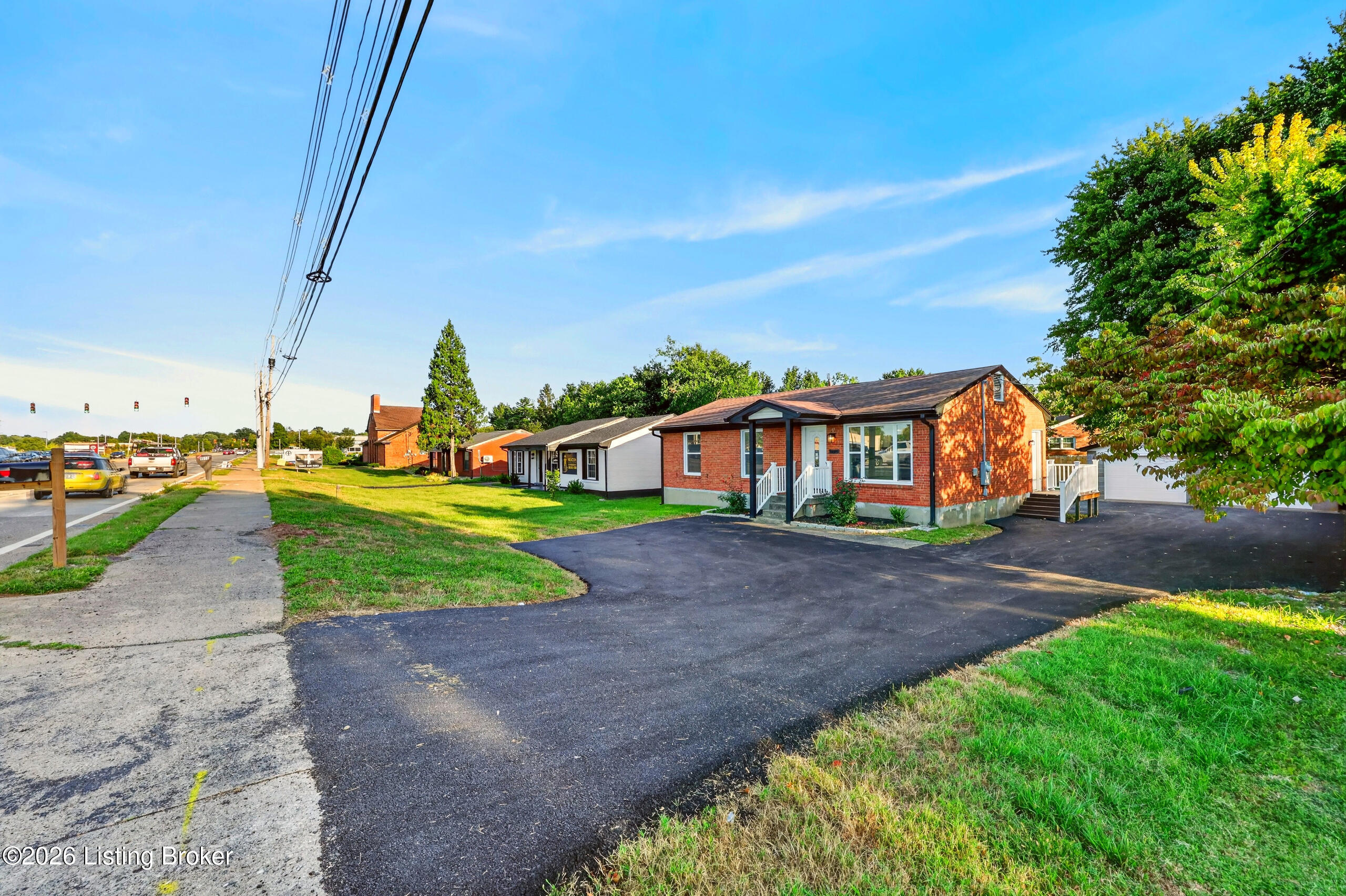 4606 Outer Loop Property Photo 10