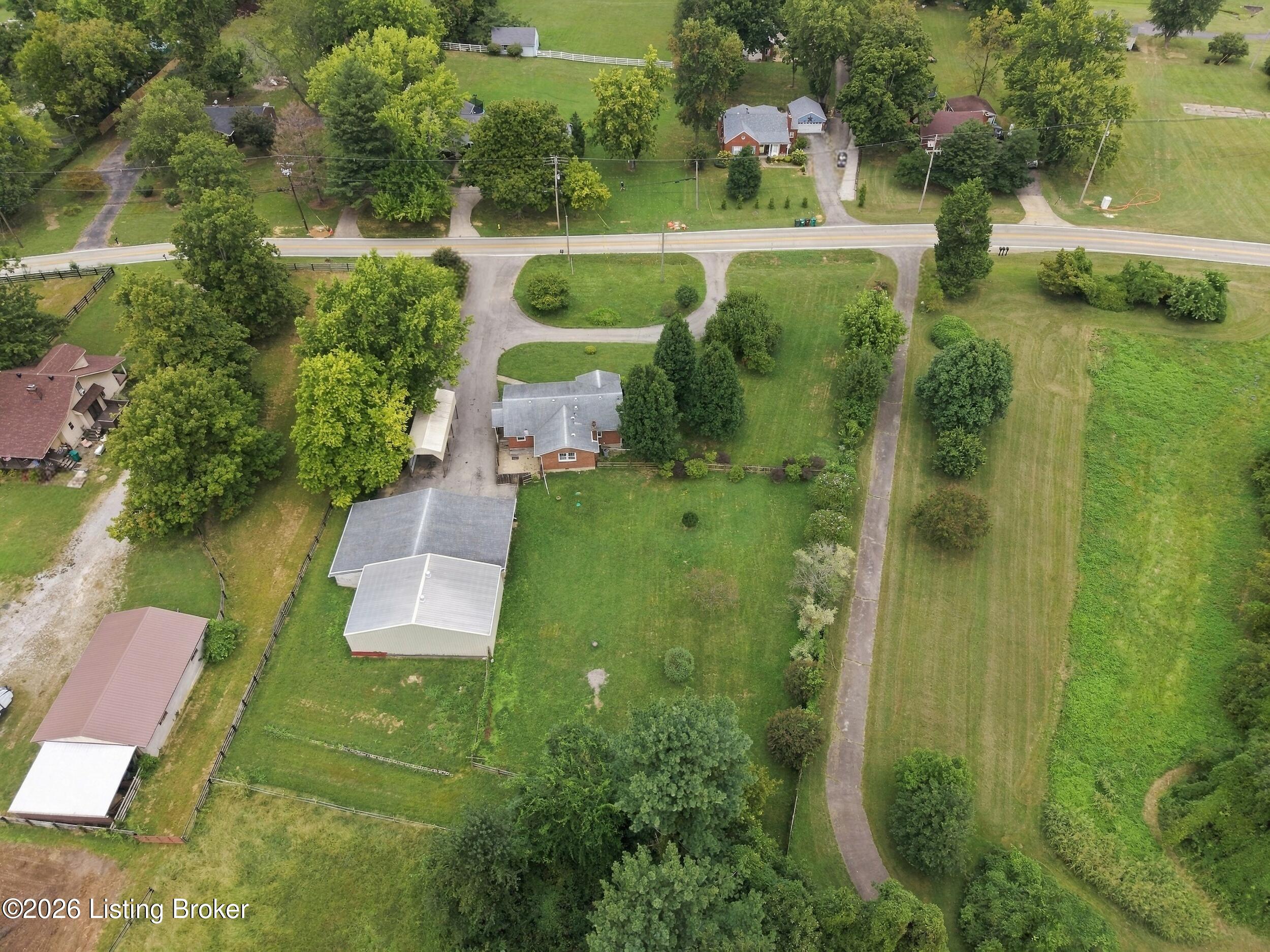 7804 E Manslick Rd Property Photo 59