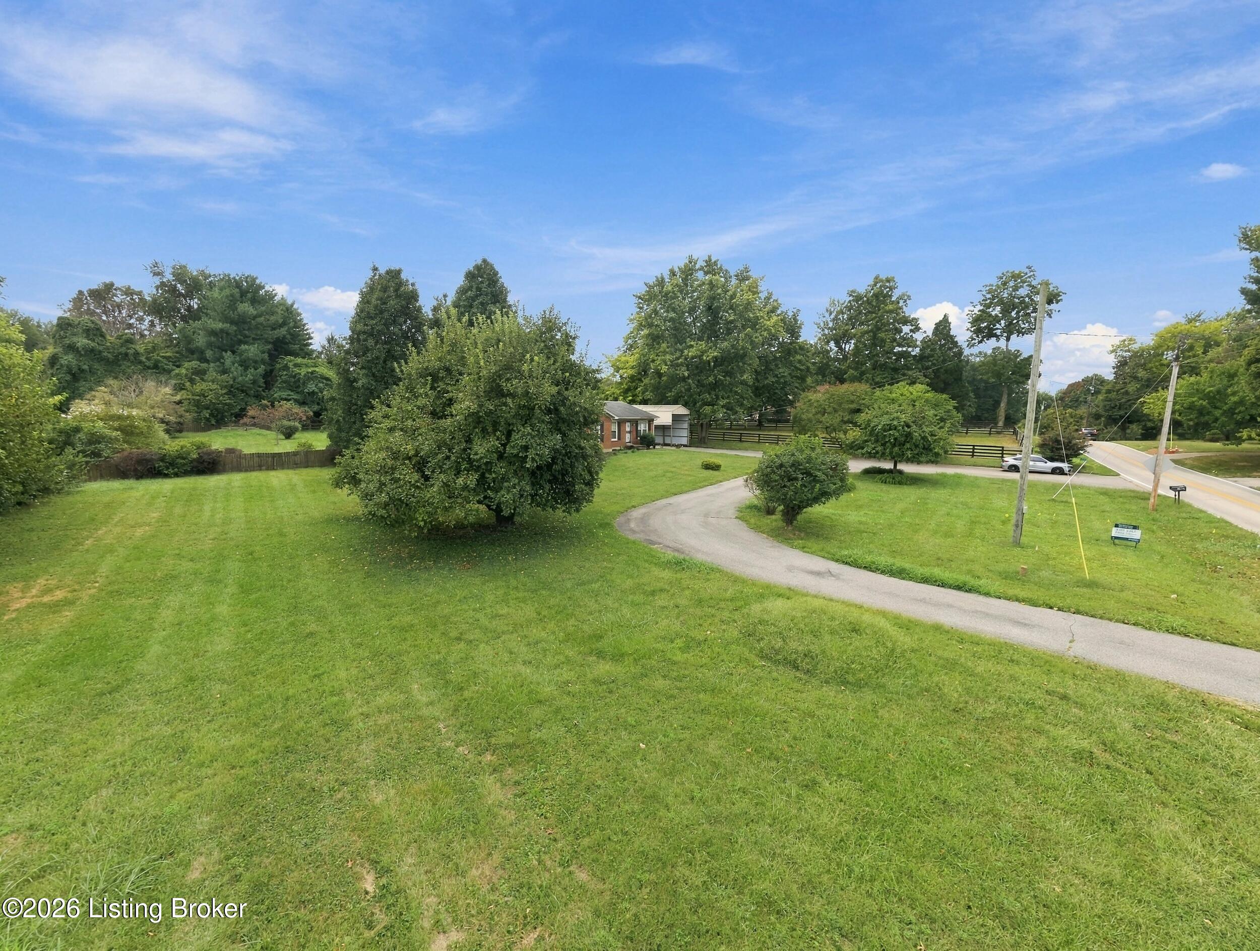 7804 E Manslick Rd Property Photo 64