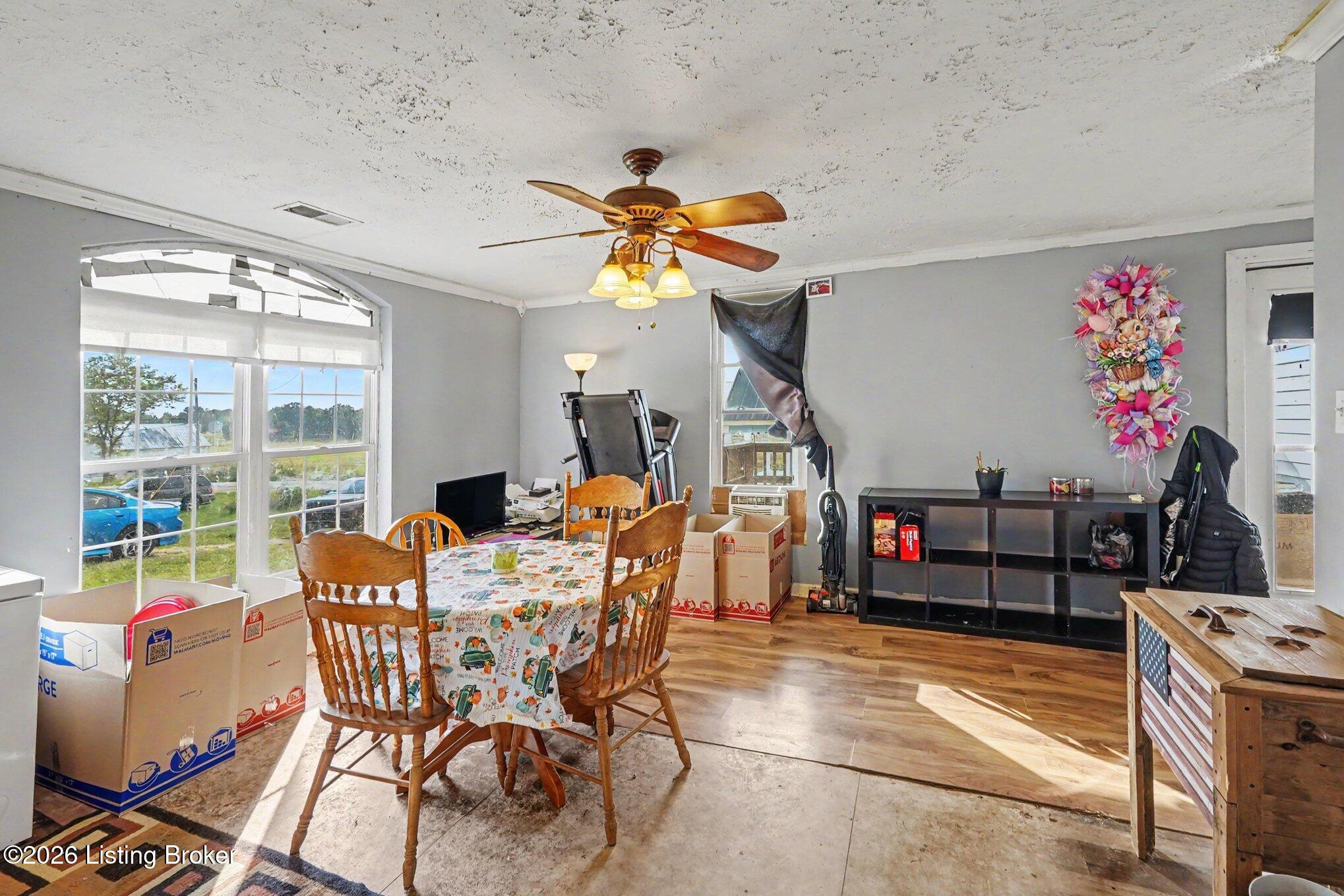 690 Hill Grove Rd Property Photo 11