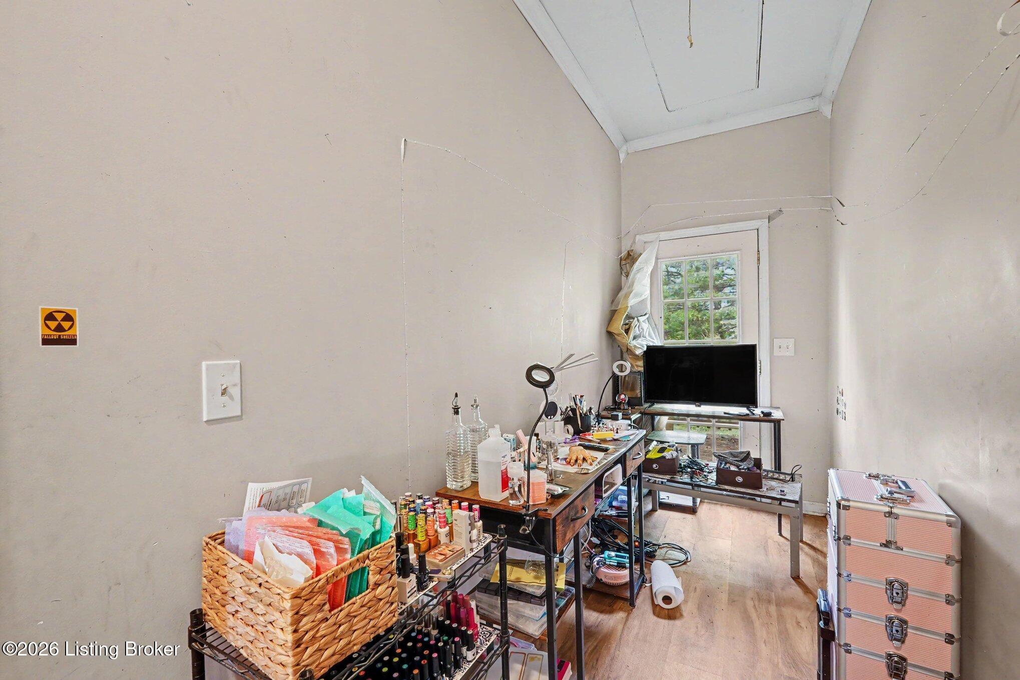 690 Hill Grove Rd Property Photo 14