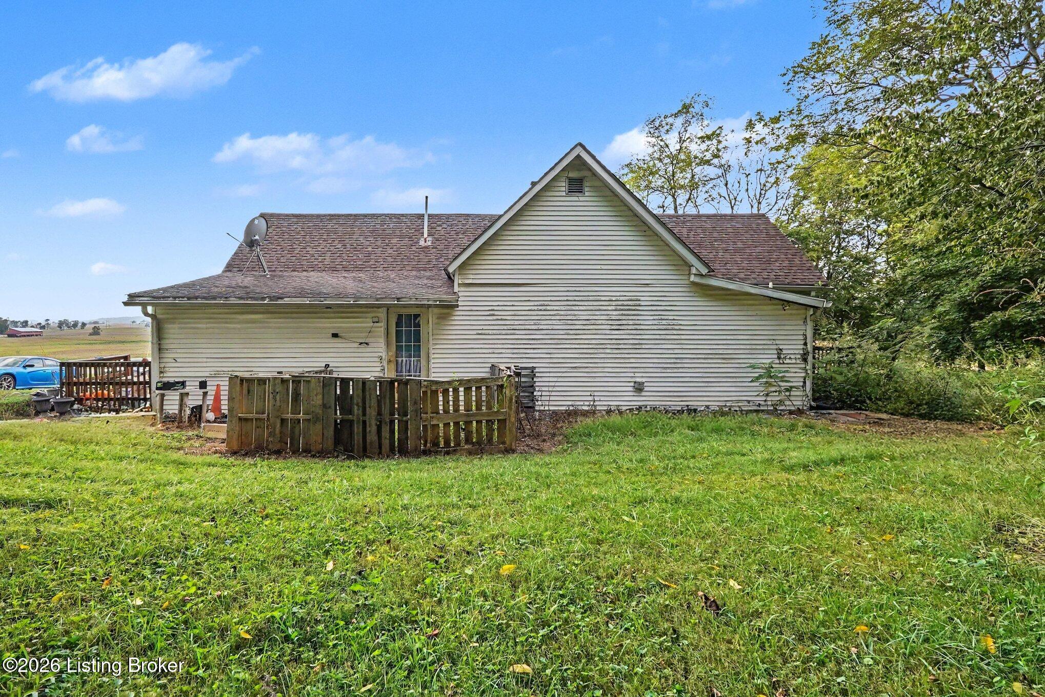 690 Hill Grove Rd Property Photo 20