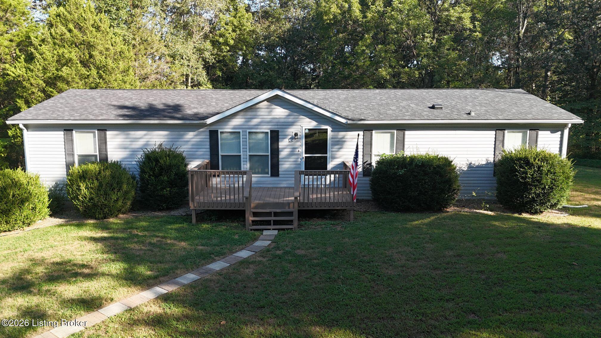1005 Medley Dr Property Photo 1