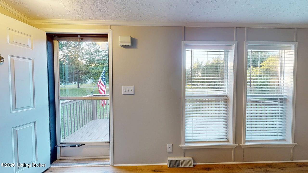 1005 Medley Dr Property Photo 3