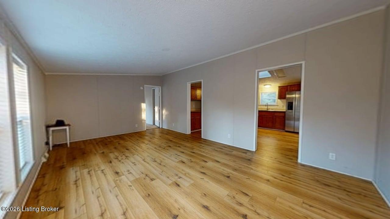 1005 Medley Dr Property Photo 4