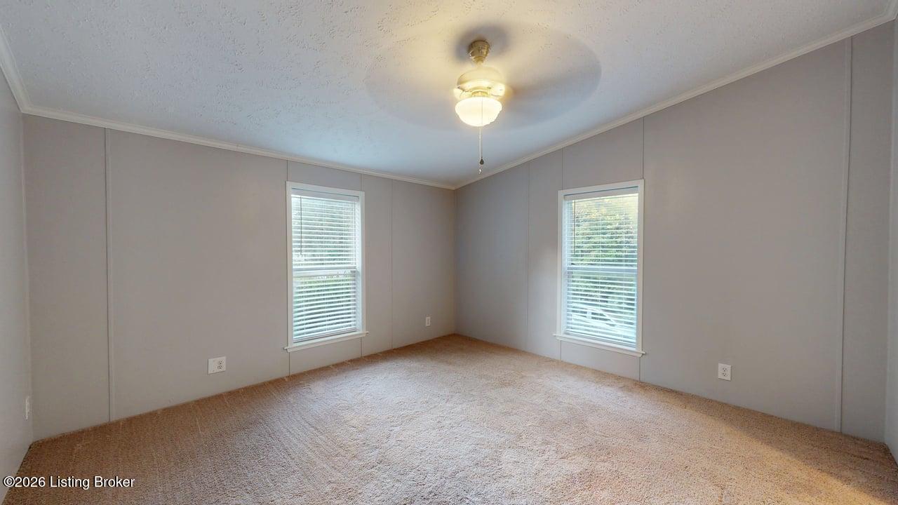 1005 Medley Dr Property Photo 8