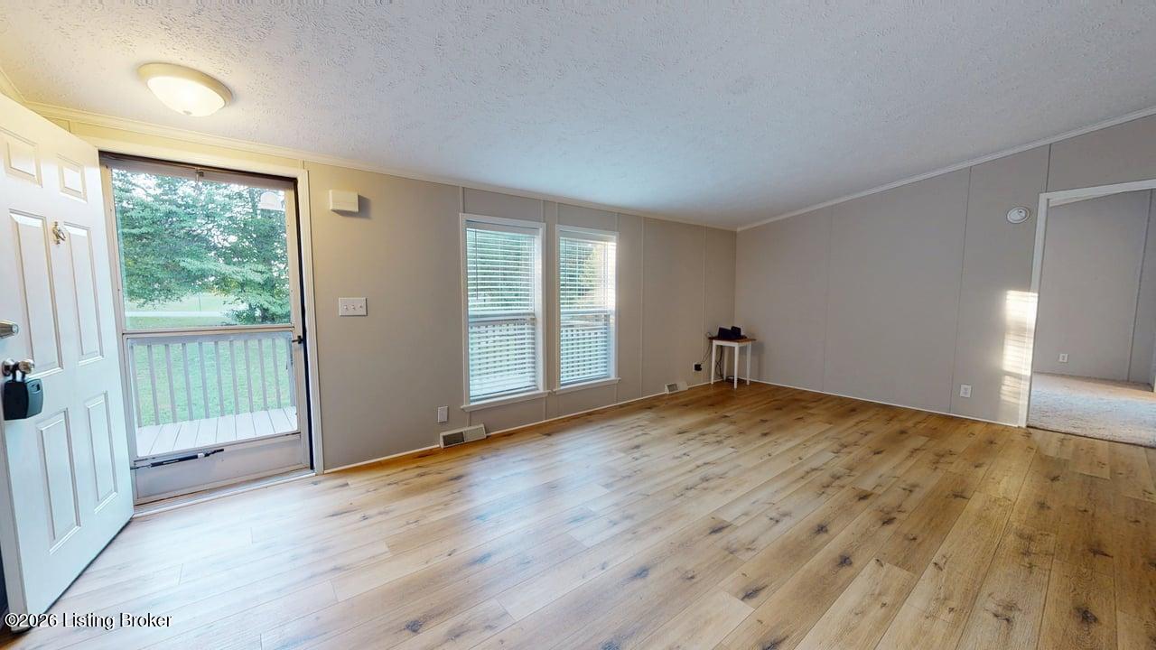 1005 Medley Dr Property Photo 16