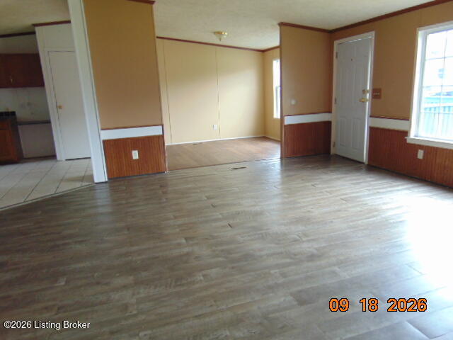 111 Brandon Way Property Photo 3