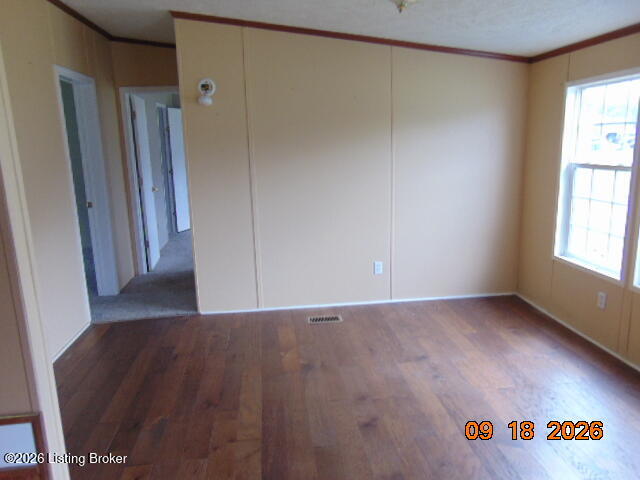 111 Brandon Way Property Photo 5