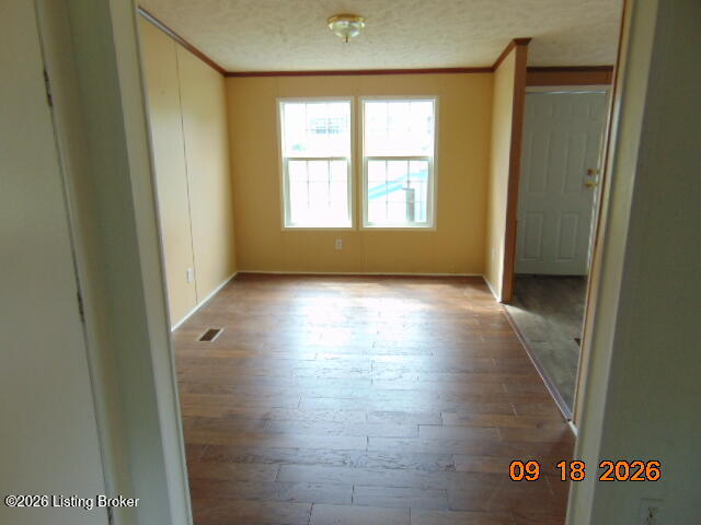 111 Brandon Way Property Photo 6