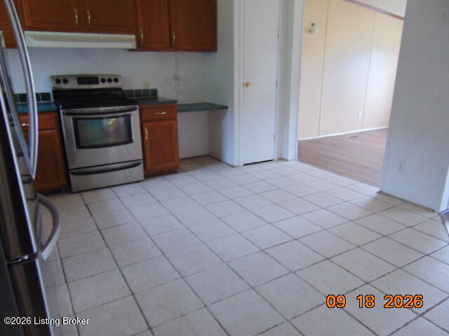 111 Brandon Way Property Photo 8