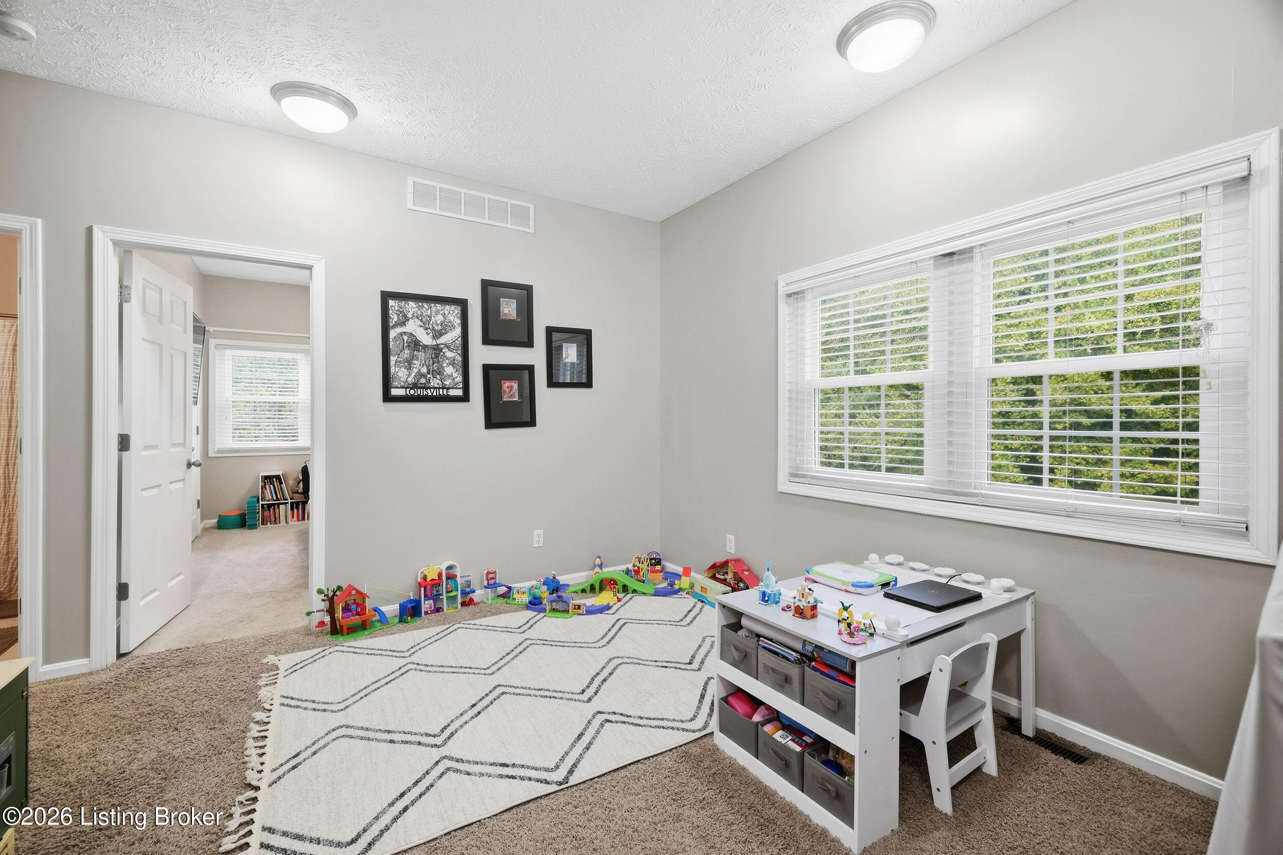 14417 Spring Dr Property Photo 35