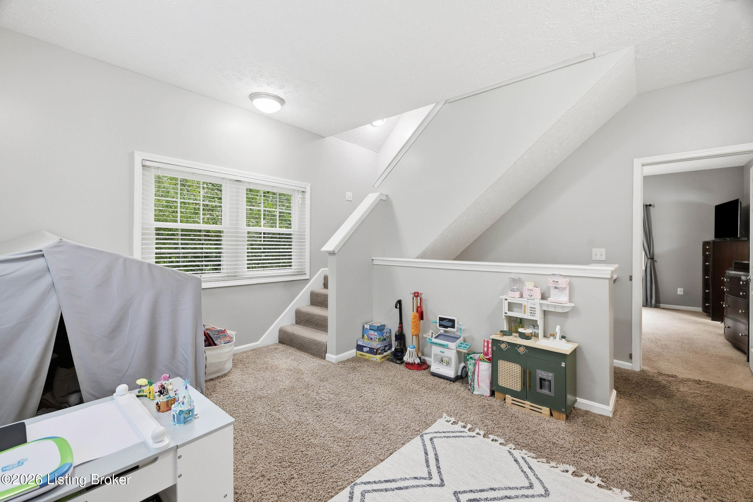 14417 Spring Dr Property Photo 37