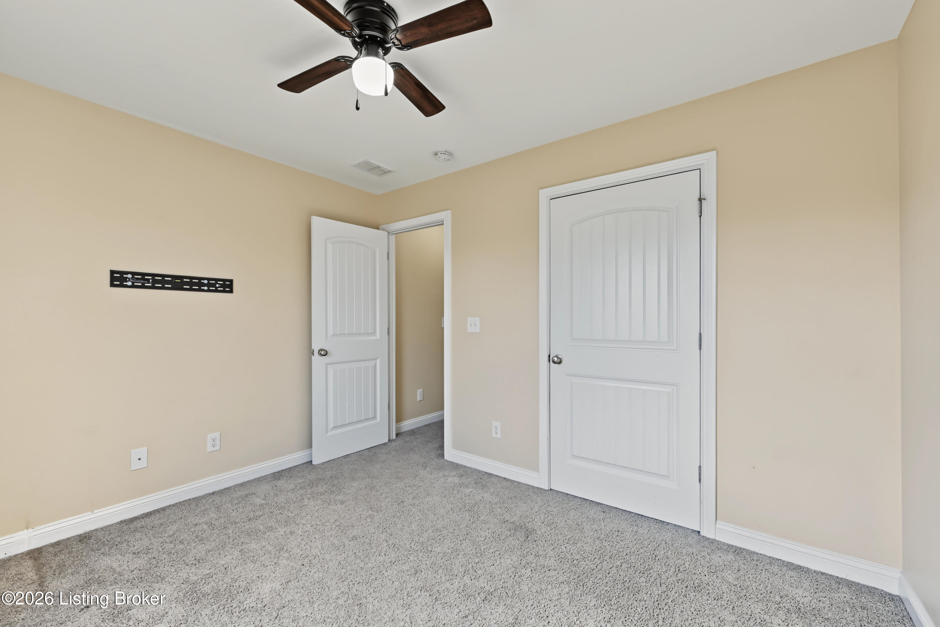 170 Mockingbird Dr Property Photo 16