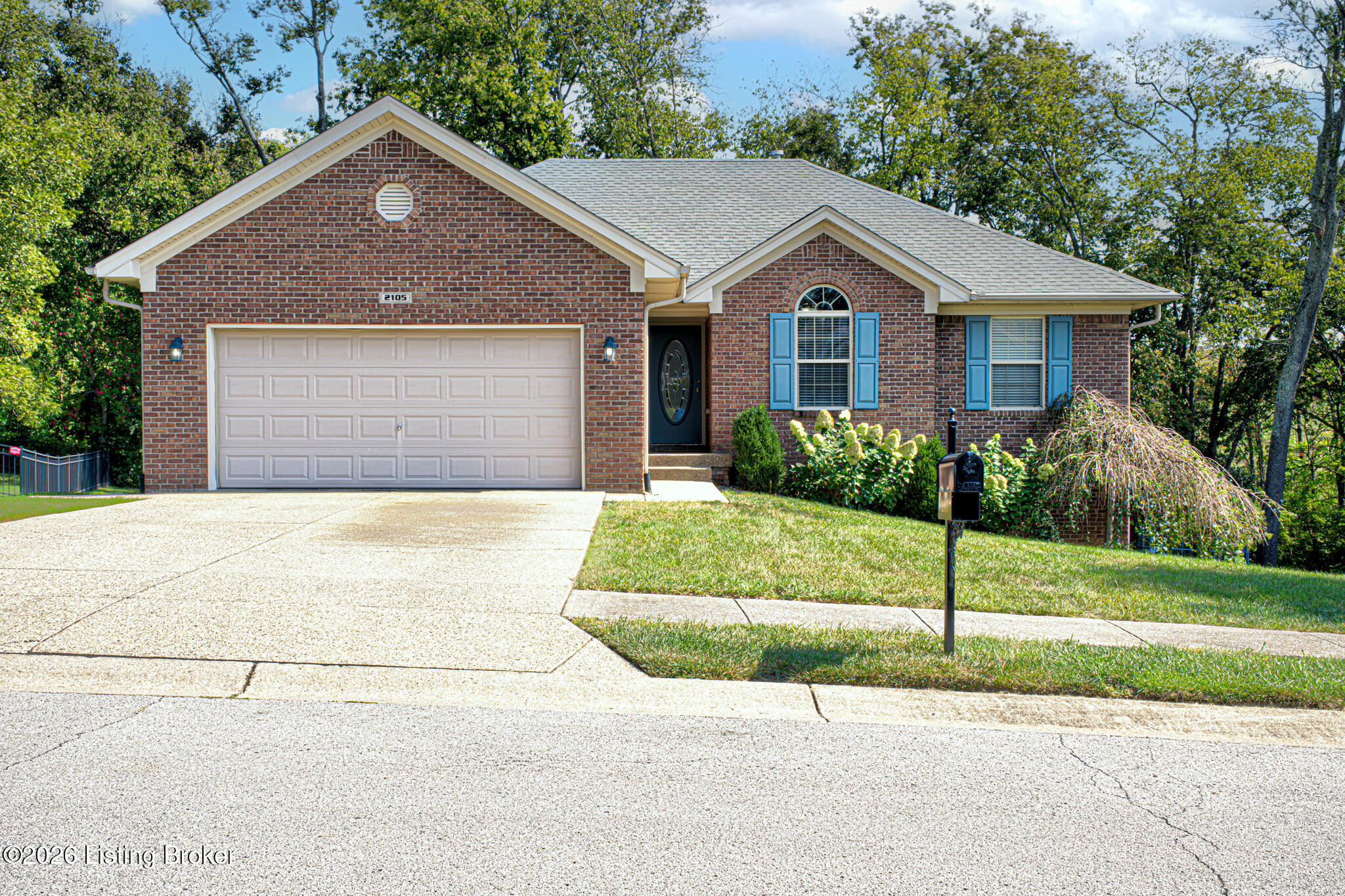 2105 Two Springs Dr Property Photo 1