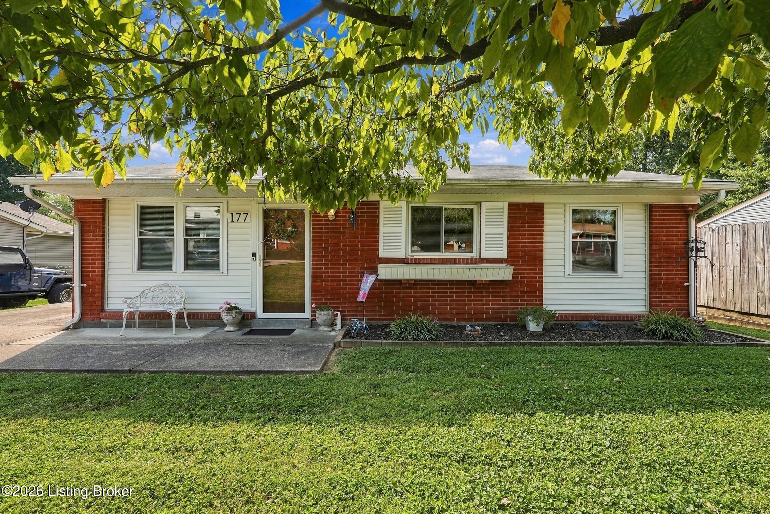 177 Springwood Dr Property Photo 2