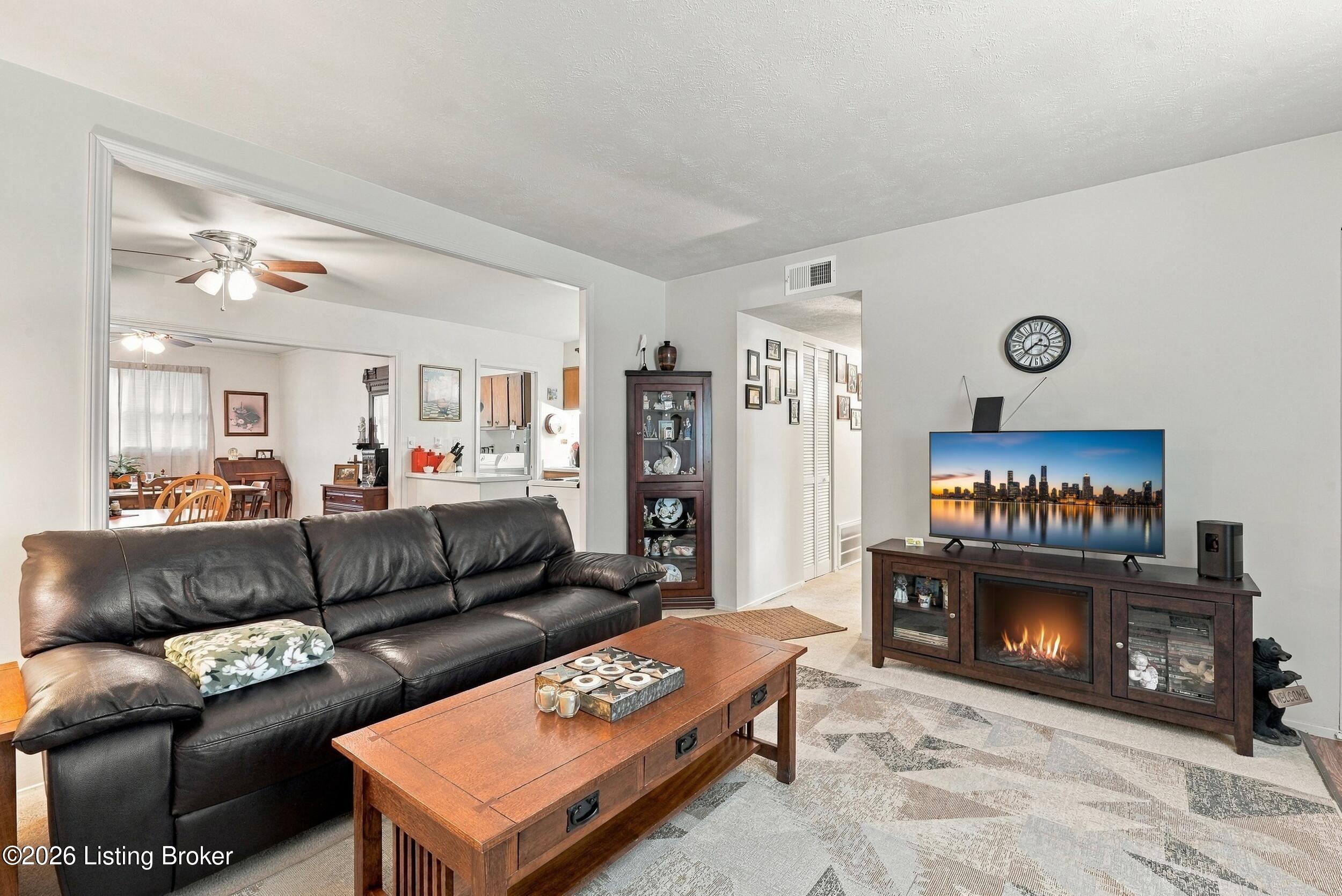 177 Springwood Dr Property Photo 4