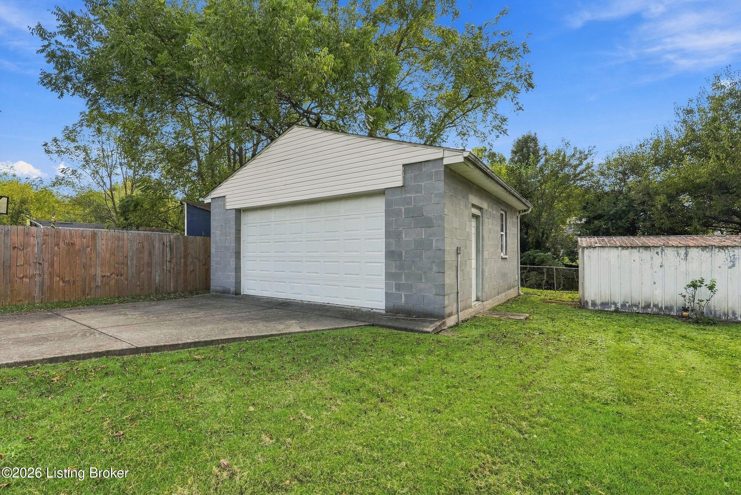 177 Springwood Dr Property Photo 17