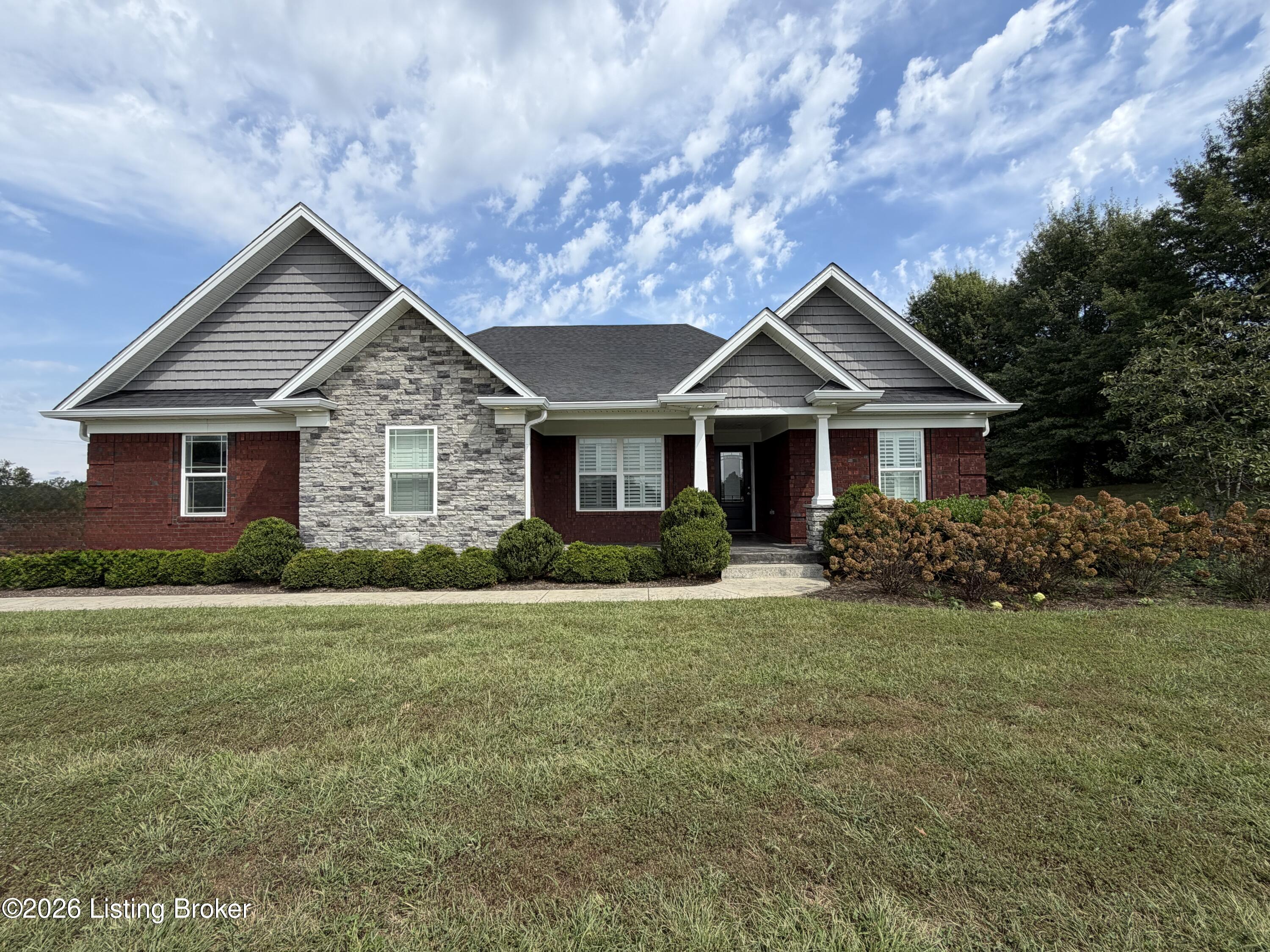 101 Dublin Dr Property Photo 1