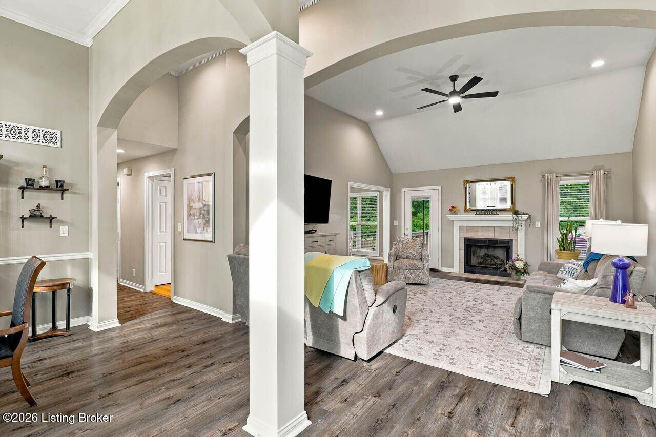 3917 Rock Bay Dr Property Photo 6