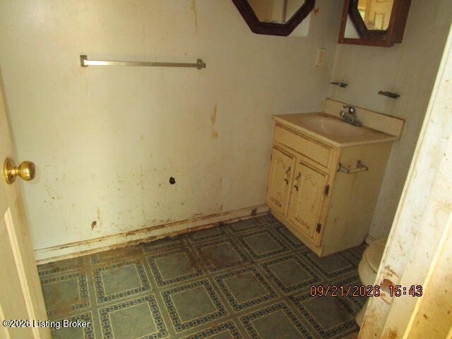3071 University Rd # R Property Photo 15