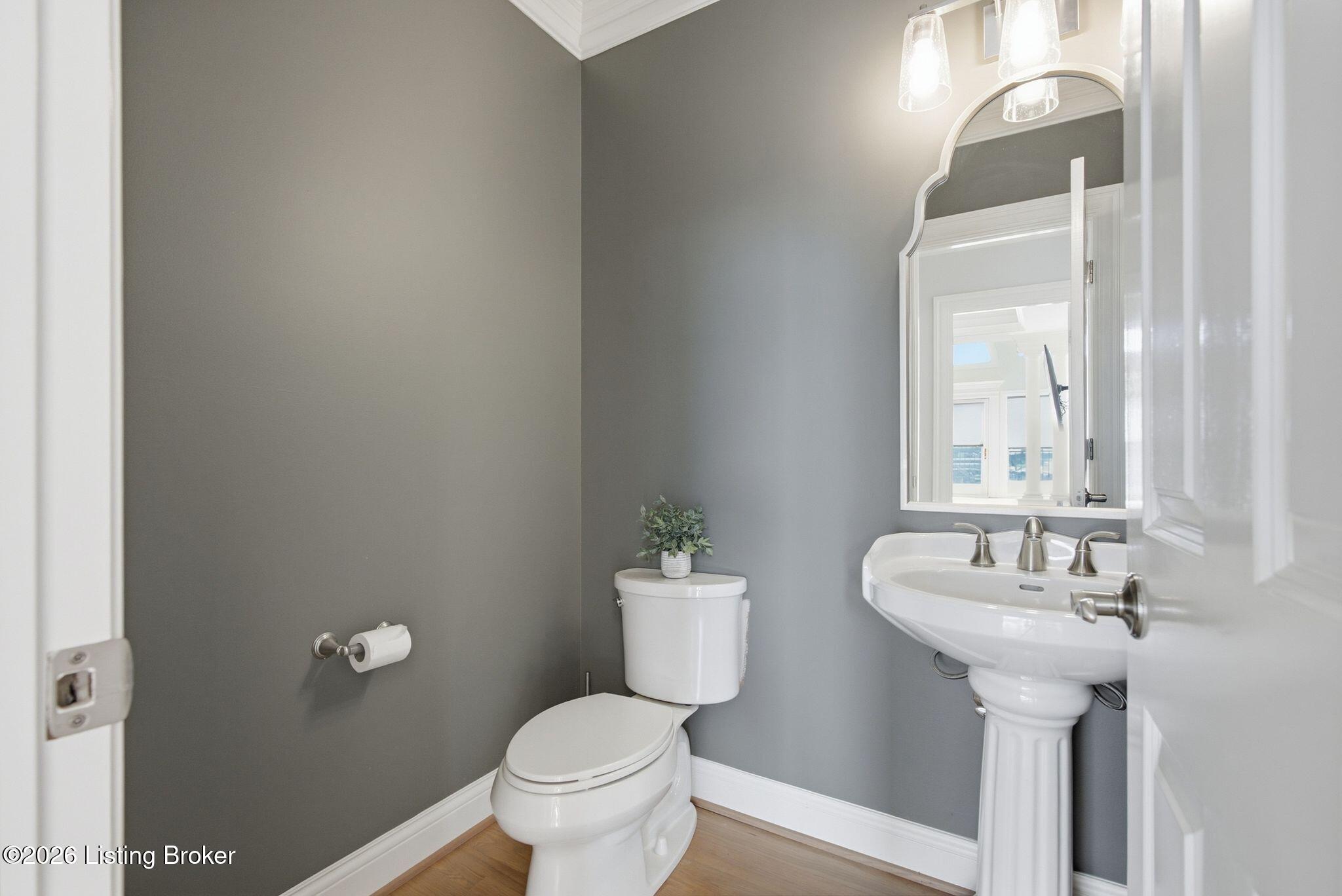 11732 Paramont Way Property Photo 33