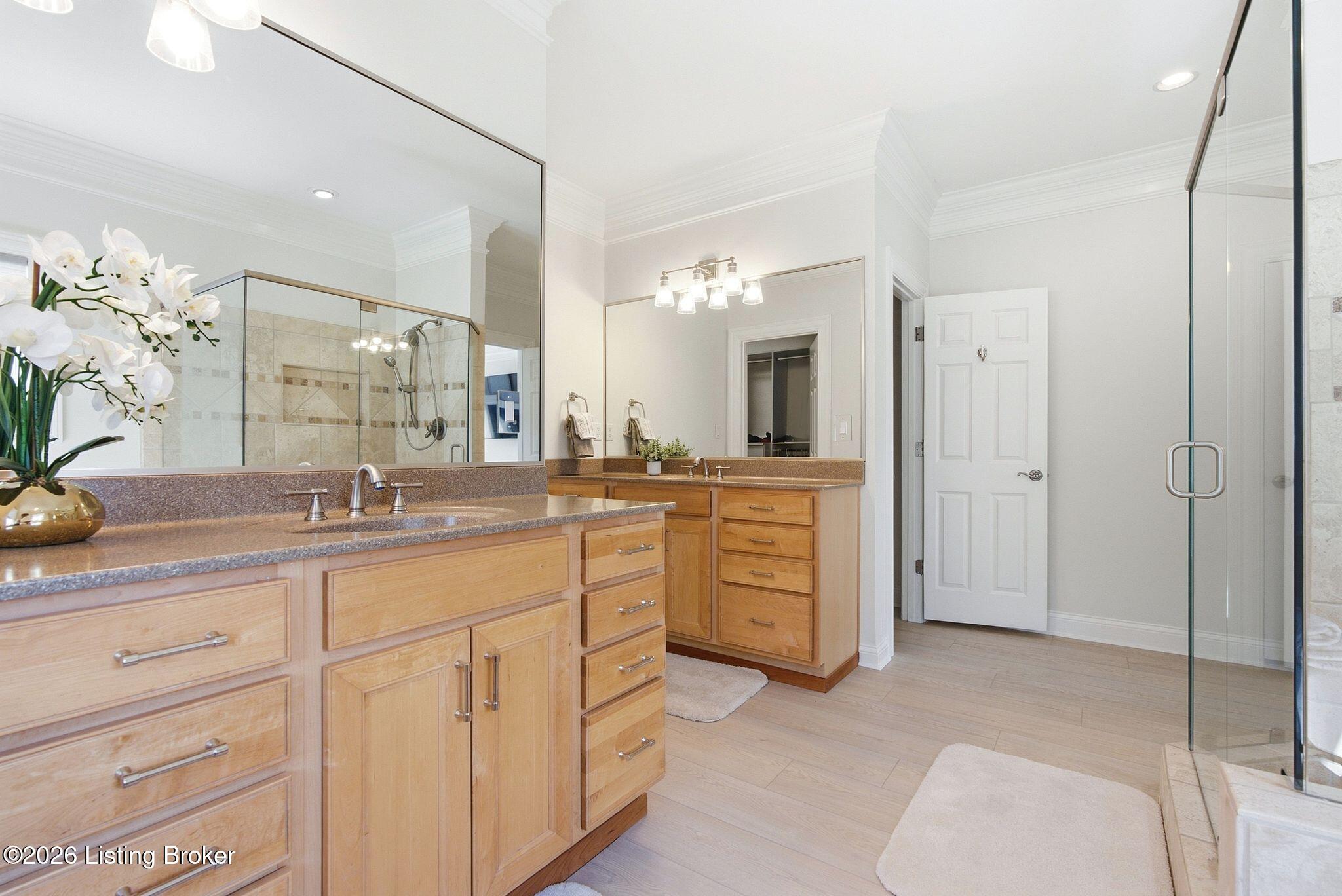 11732 Paramont Way Property Photo 43