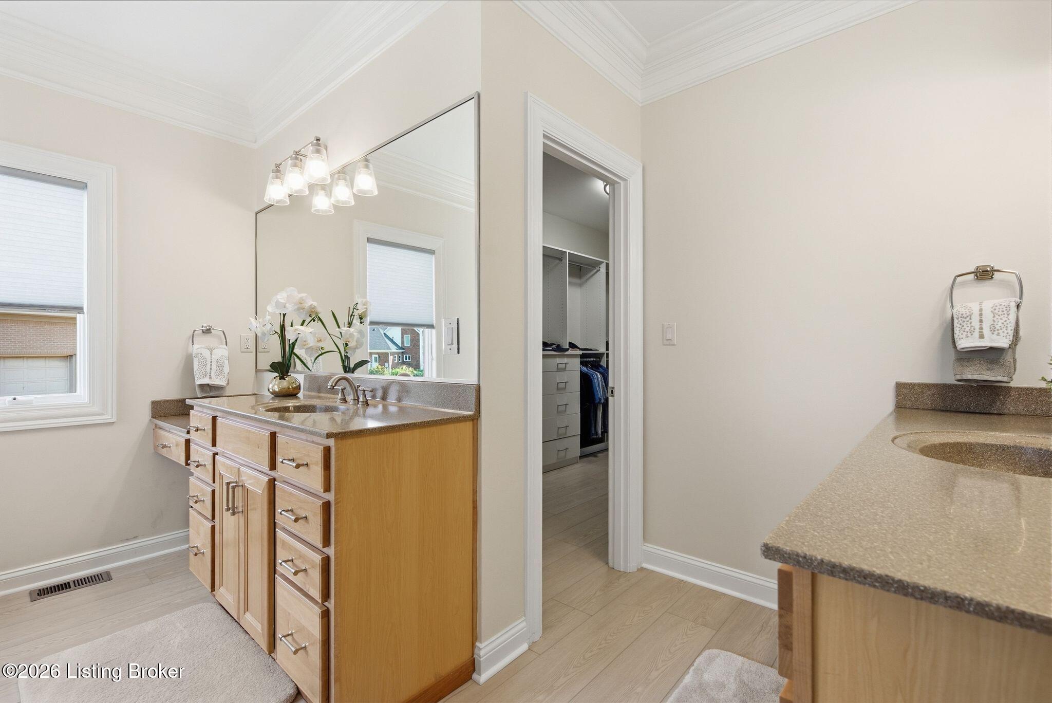 11732 Paramont Way Property Photo 45
