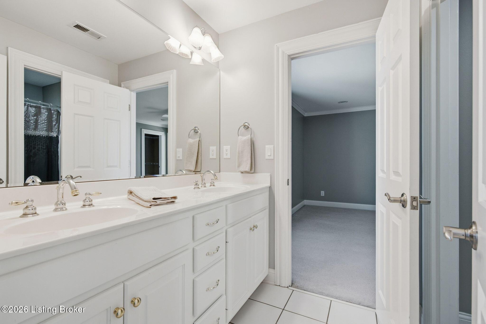 11732 Paramont Way Property Photo 61