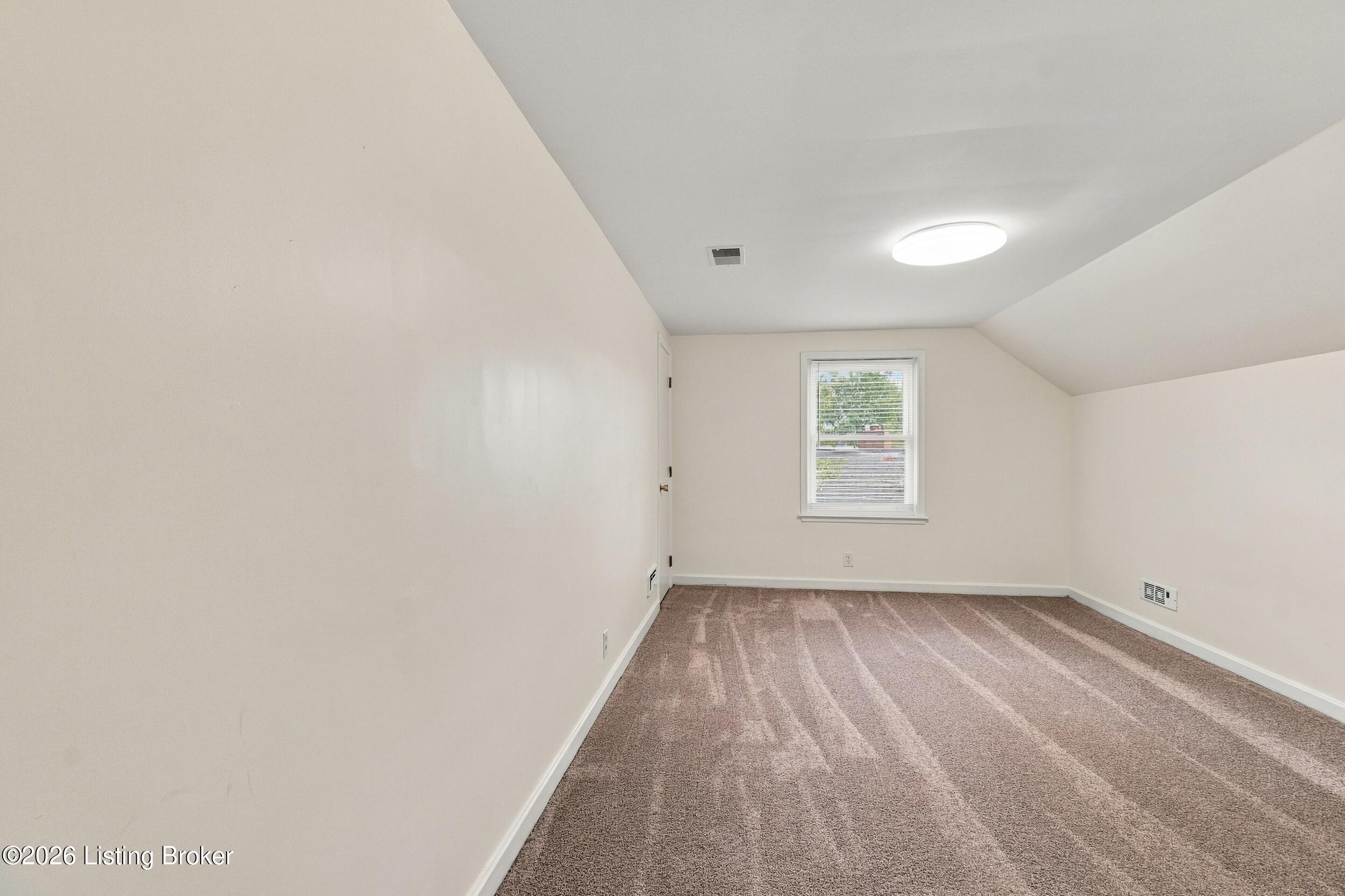 2015 Tyrone Dr Property Photo 28