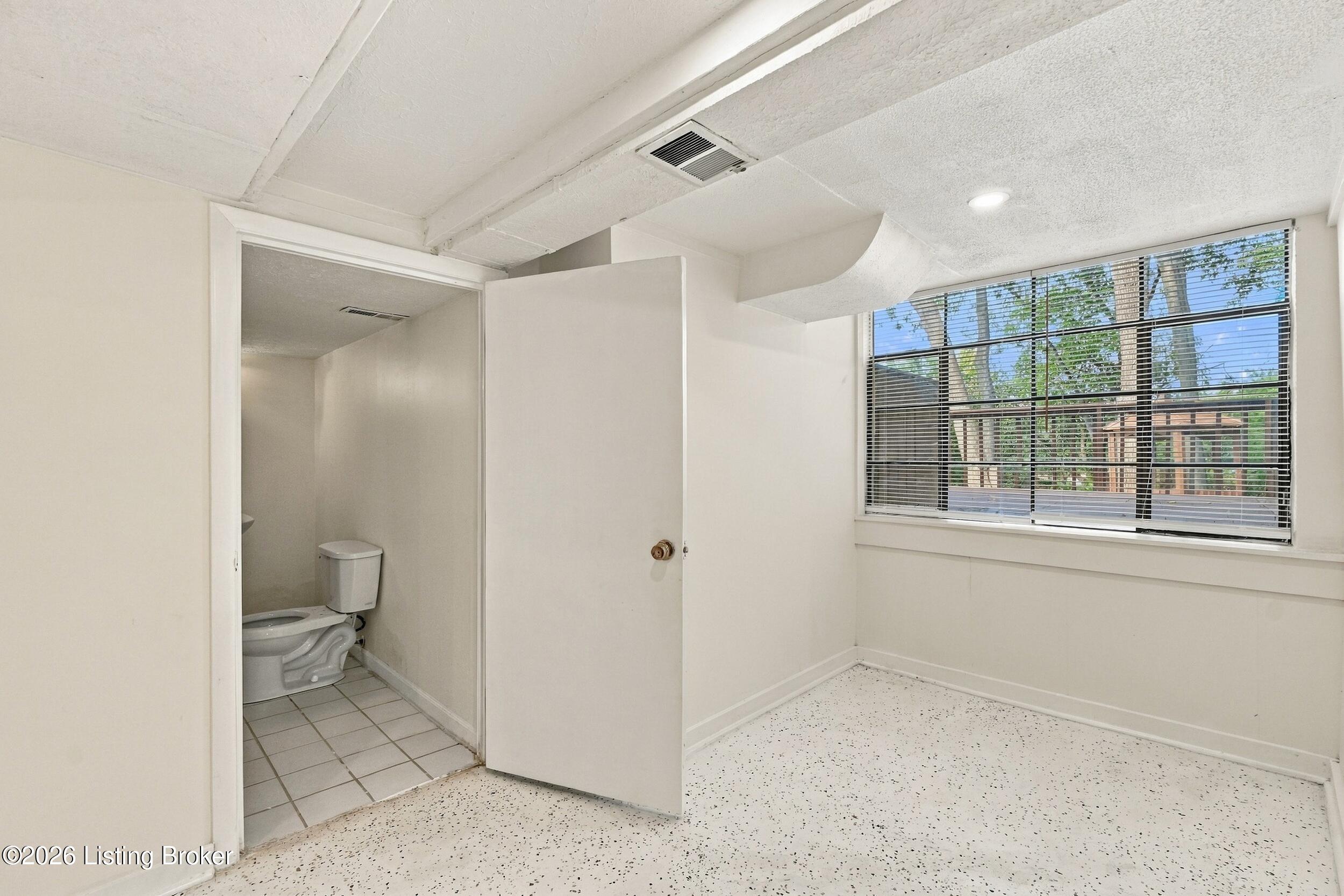 2015 Tyrone Dr Property Photo 39