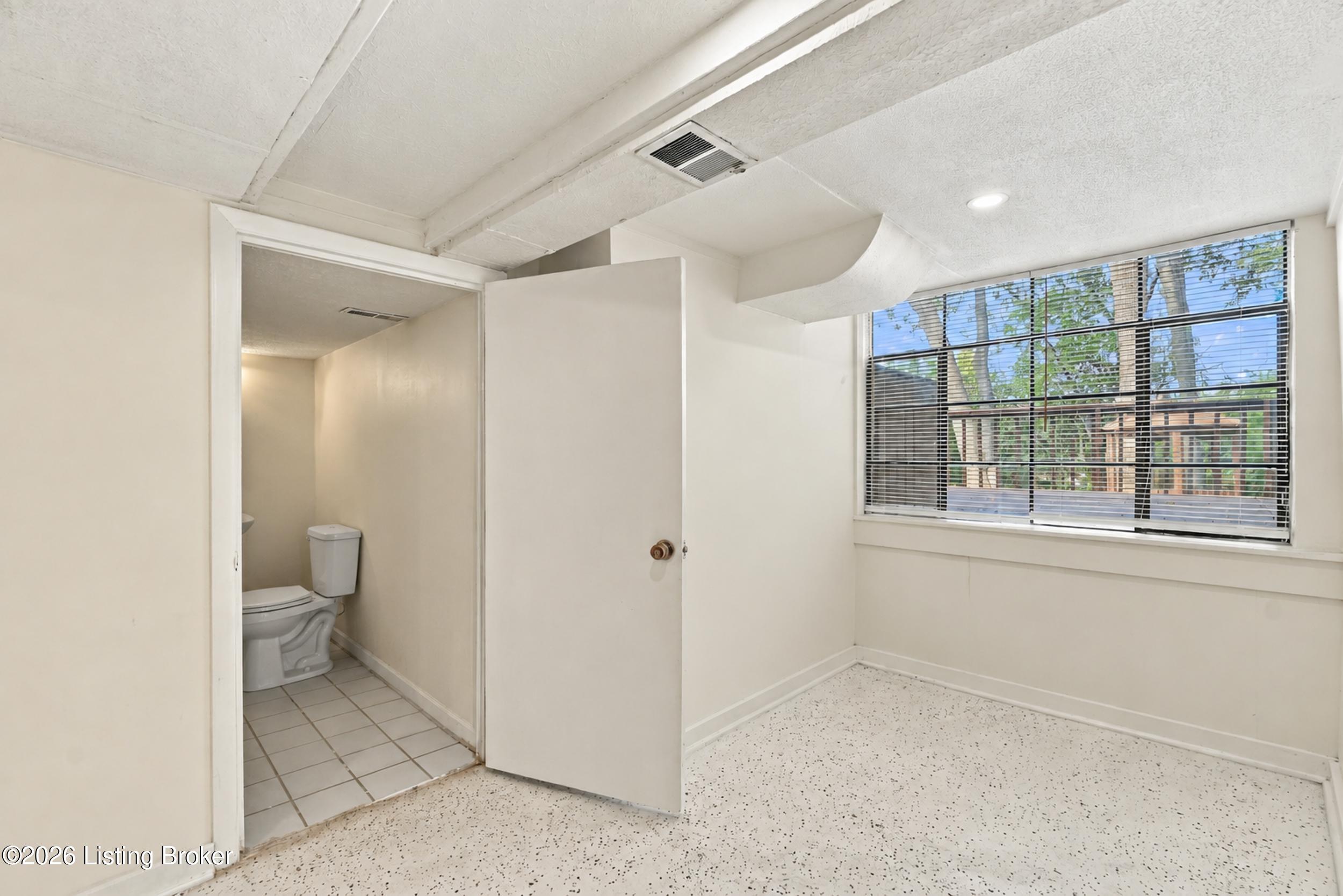 2015 Tyrone Dr Property Photo 43