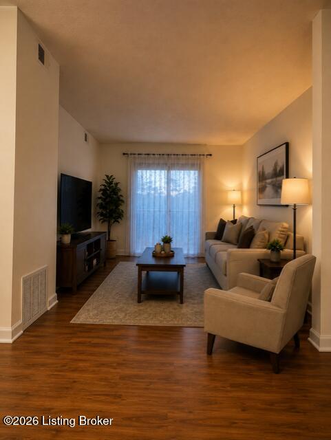 3503 Lodge Ln Apt 307 Property Photo 5