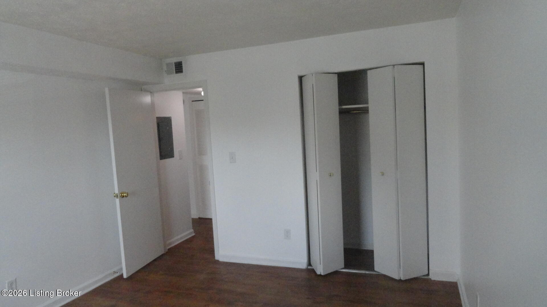 3503 Lodge Ln Apt 307 Property Photo 20