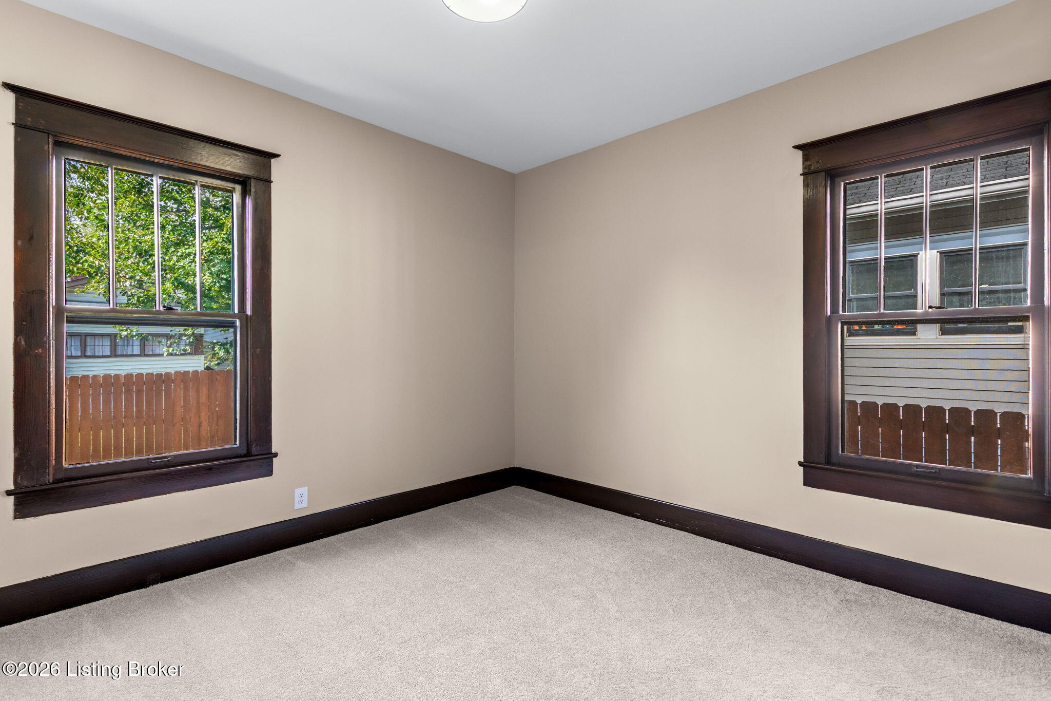 731 S Barbee Way Property Photo 32