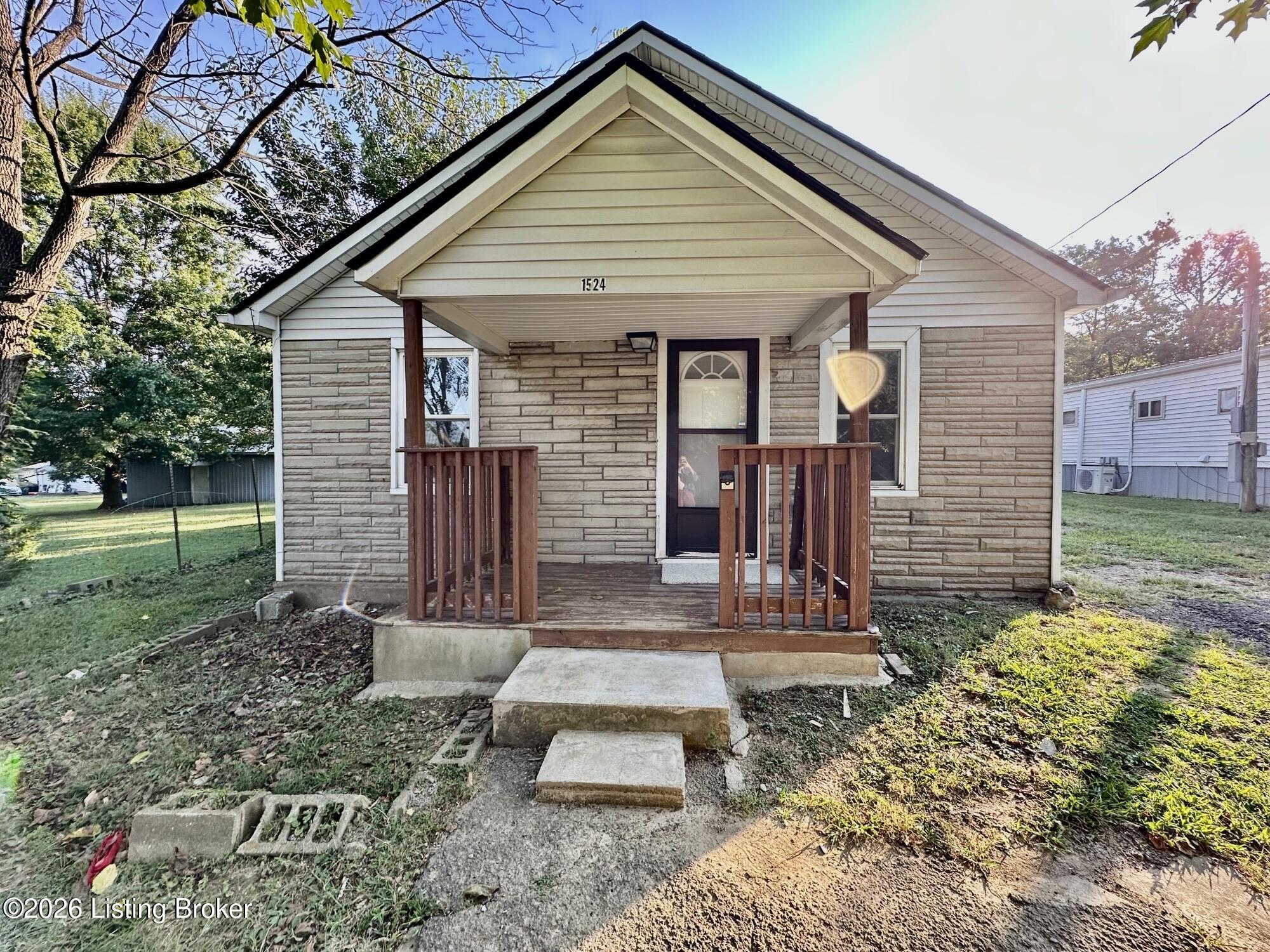 1524 Hargan St Property Photo 1