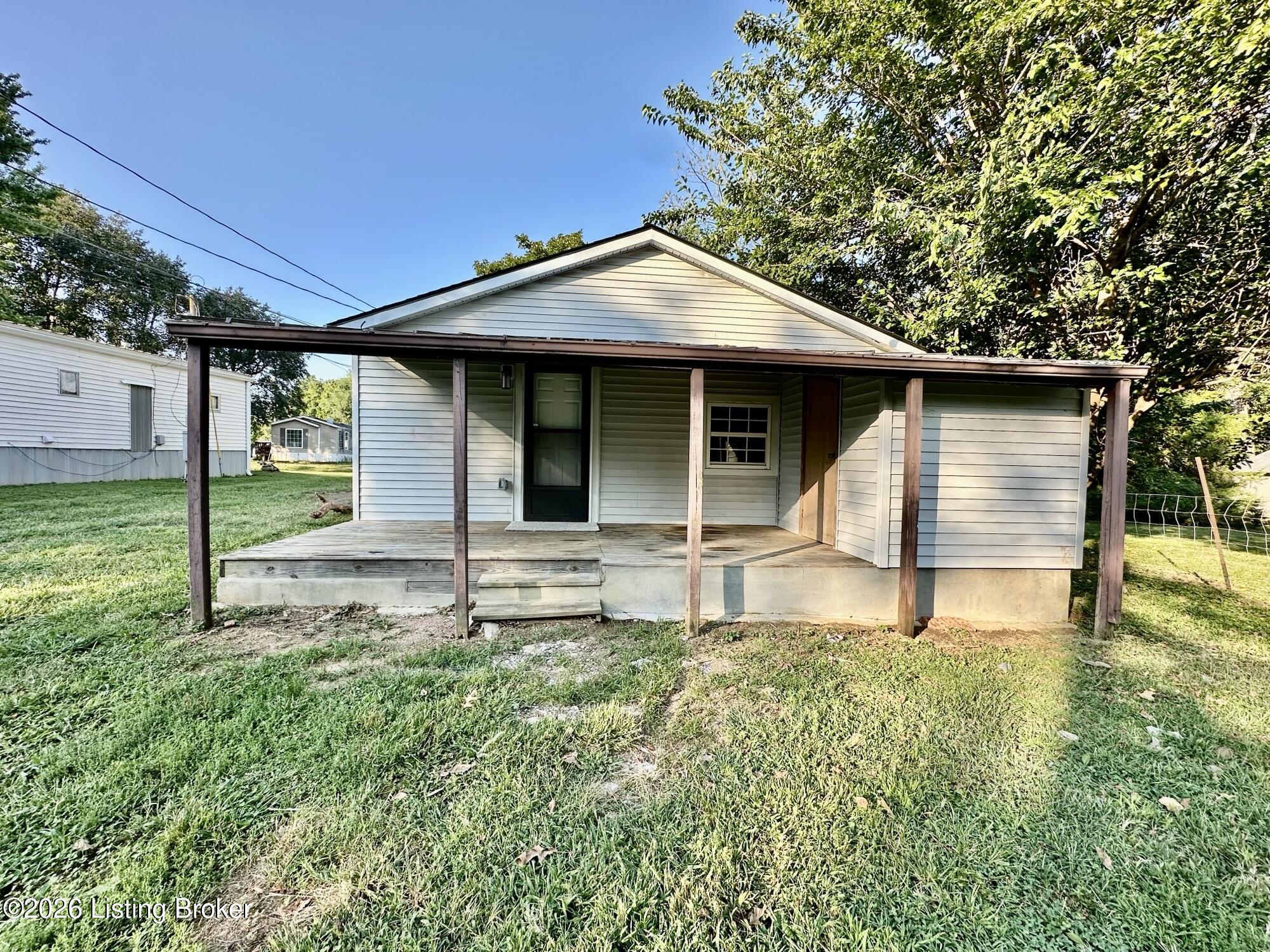 1524 Hargan St Property Photo 5