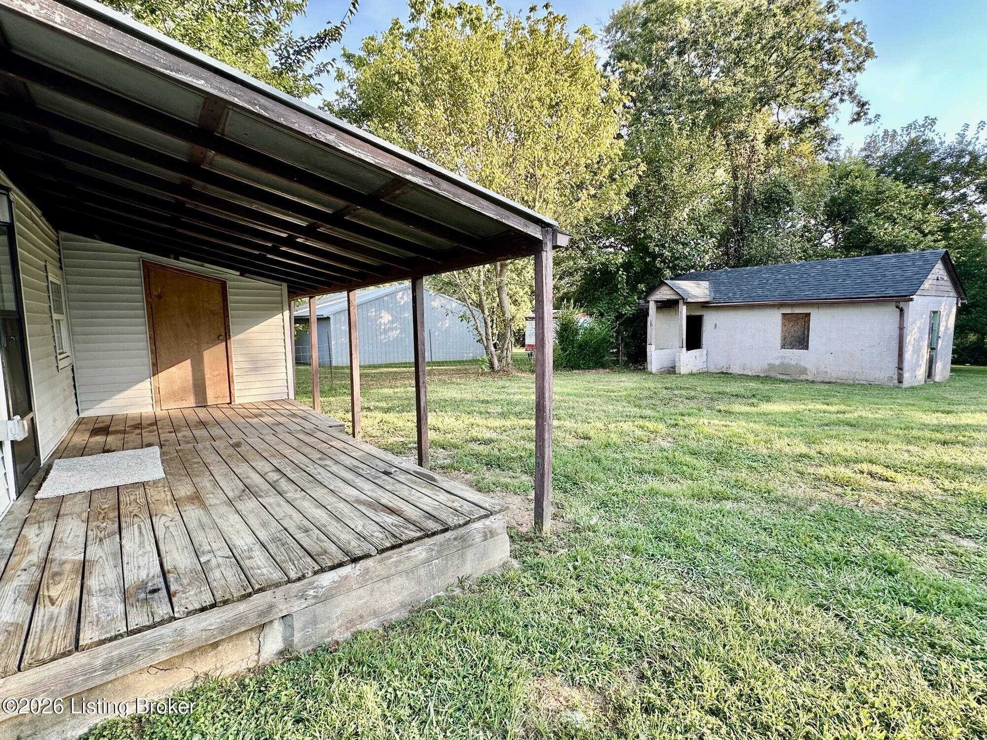 1524 Hargan St Property Photo 7