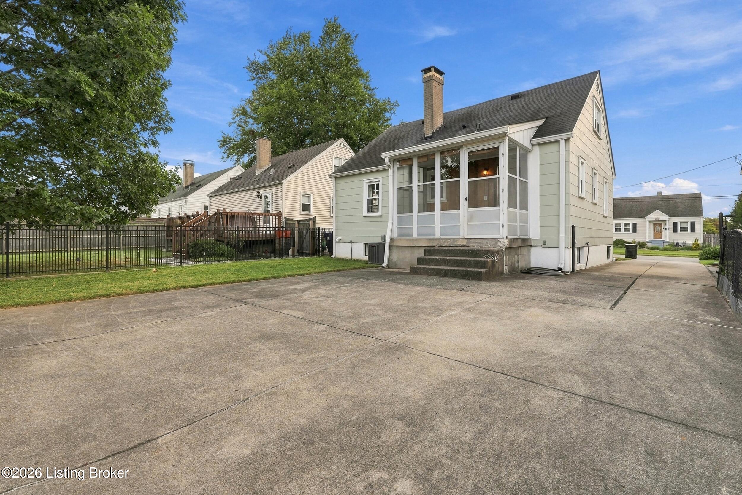 2705 Delor Ave Property Photo 36