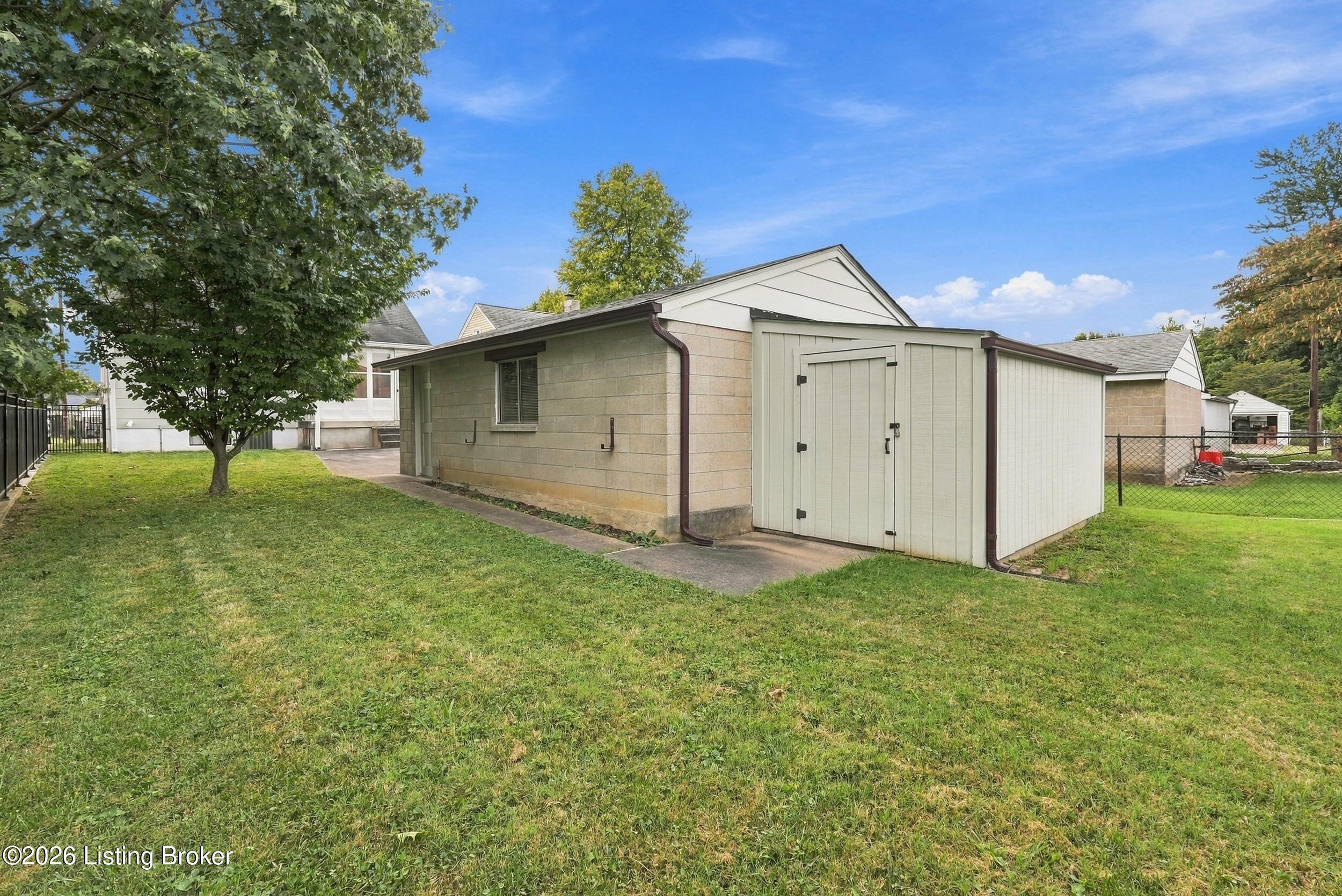 2705 Delor Ave Property Photo 42