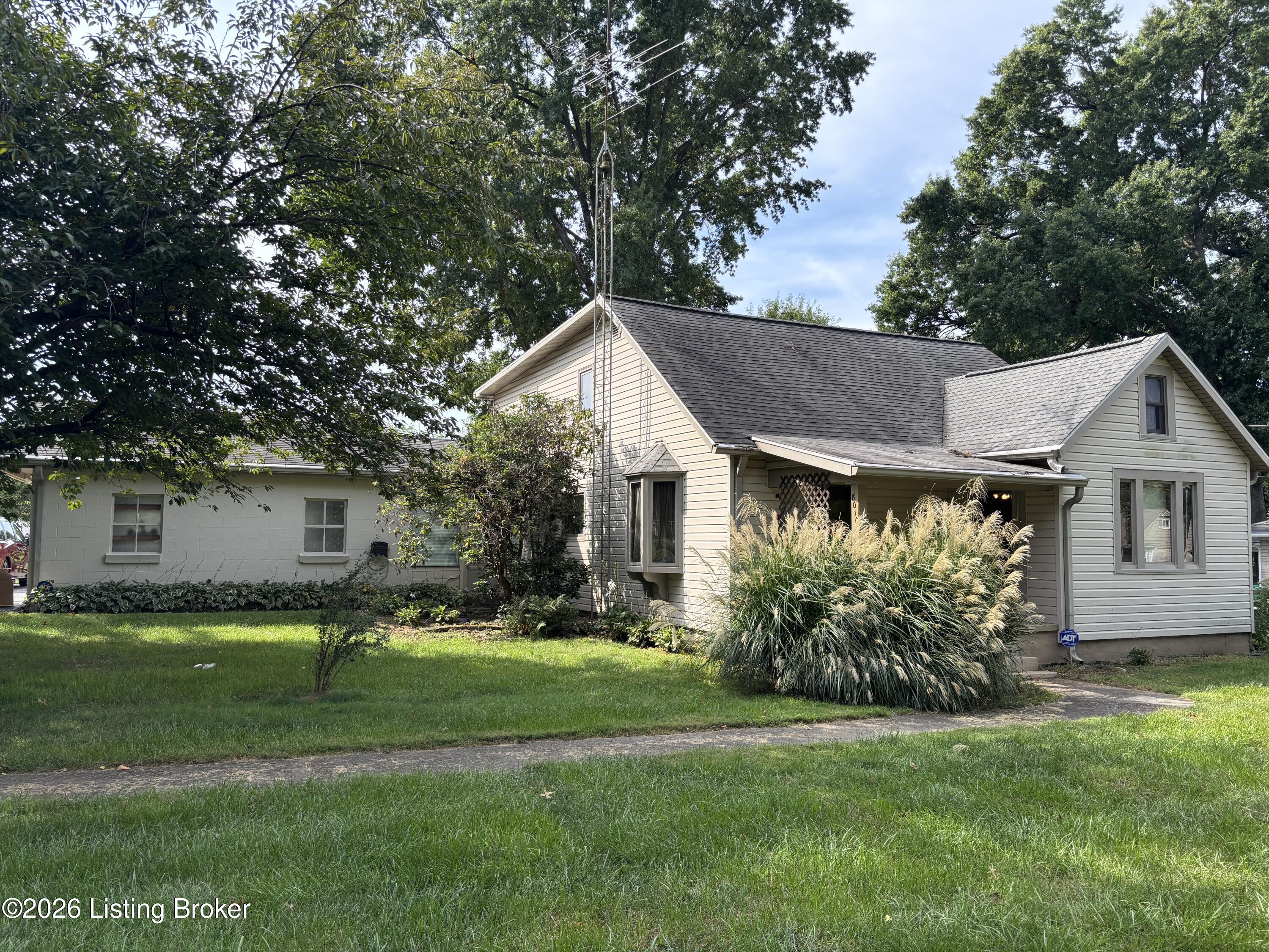8010 Ferndale Rd Property Photo 1