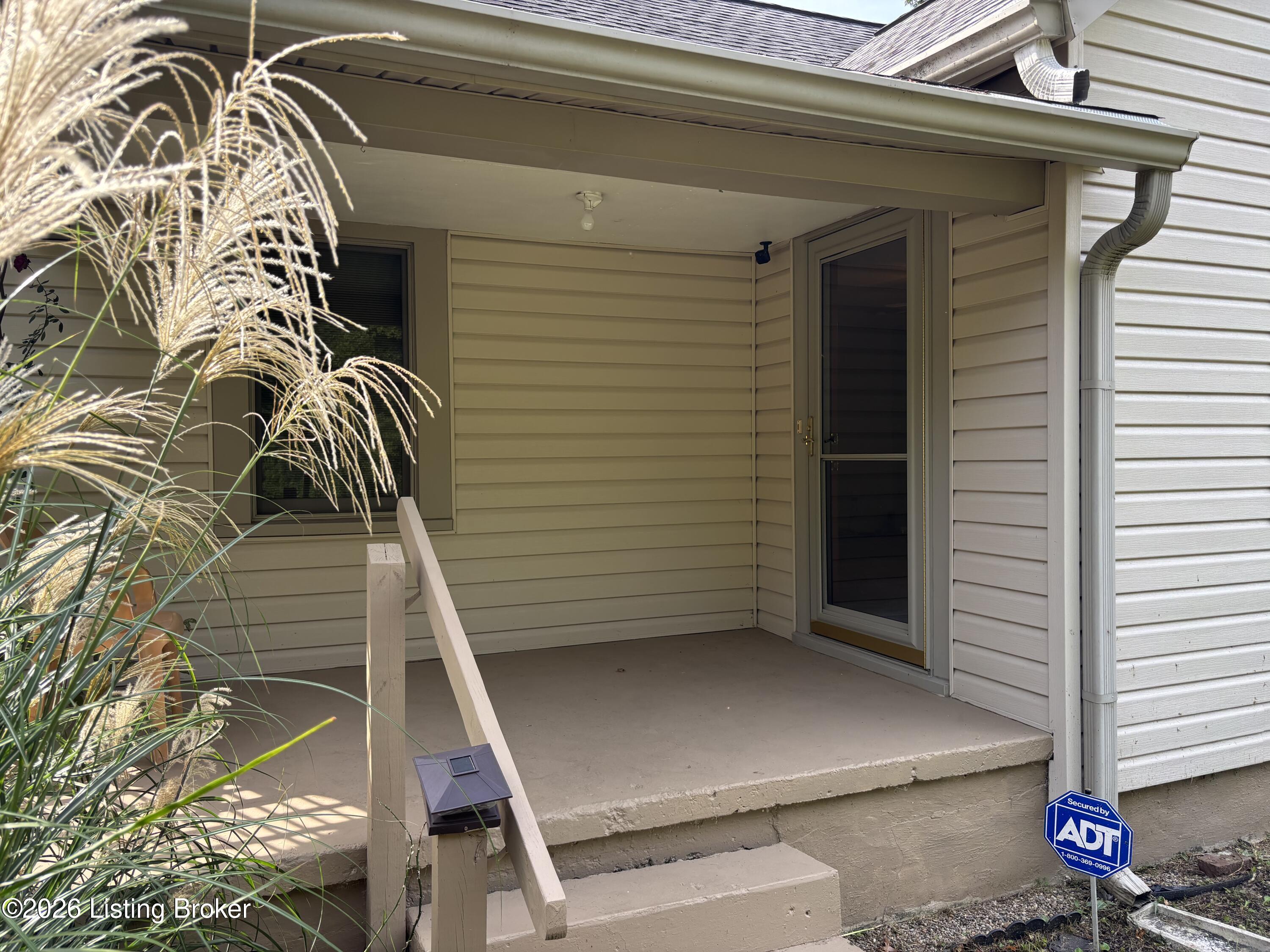 8010 Ferndale Rd Property Photo 5
